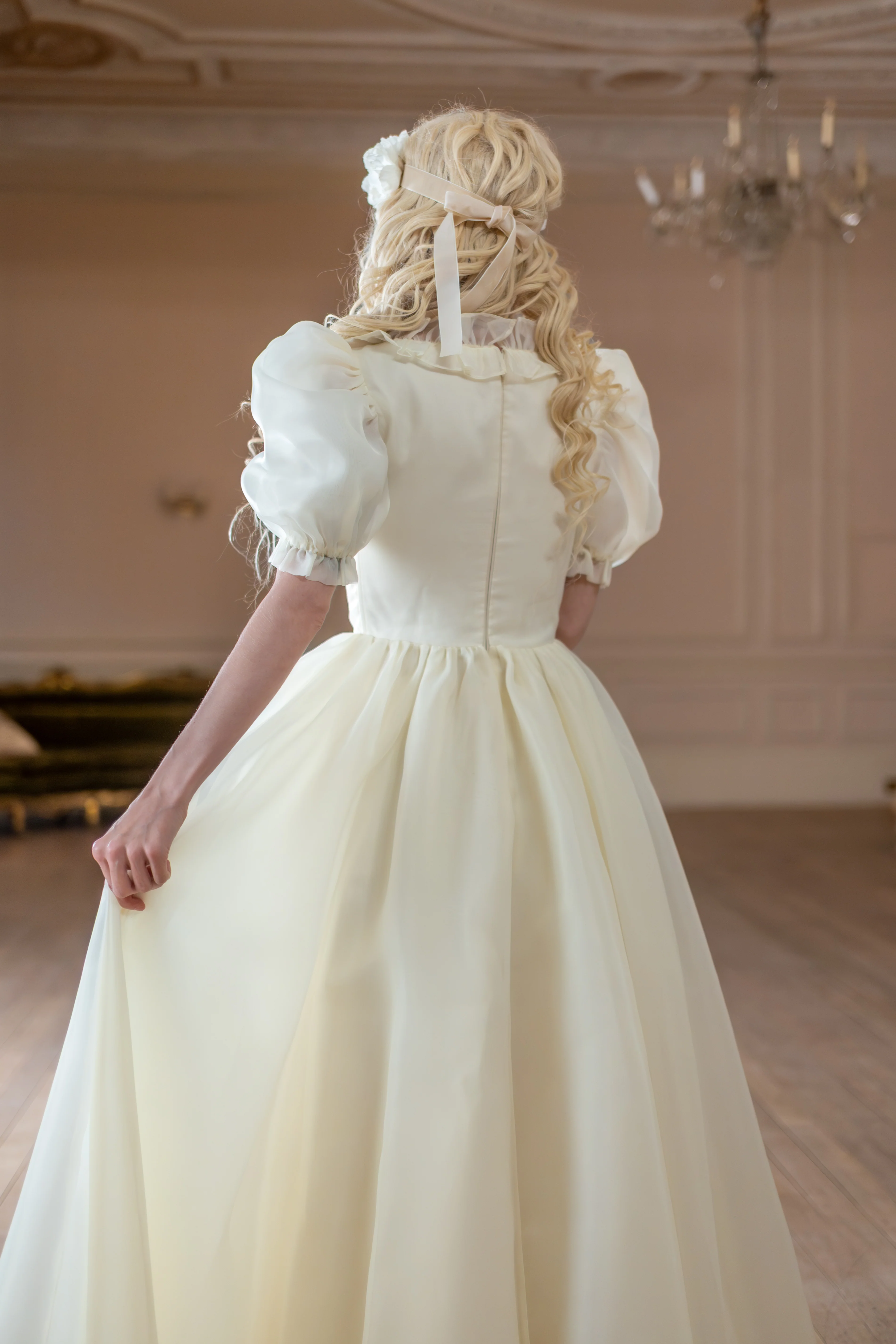 Angelic Kisses Duchess Gown - Image 10