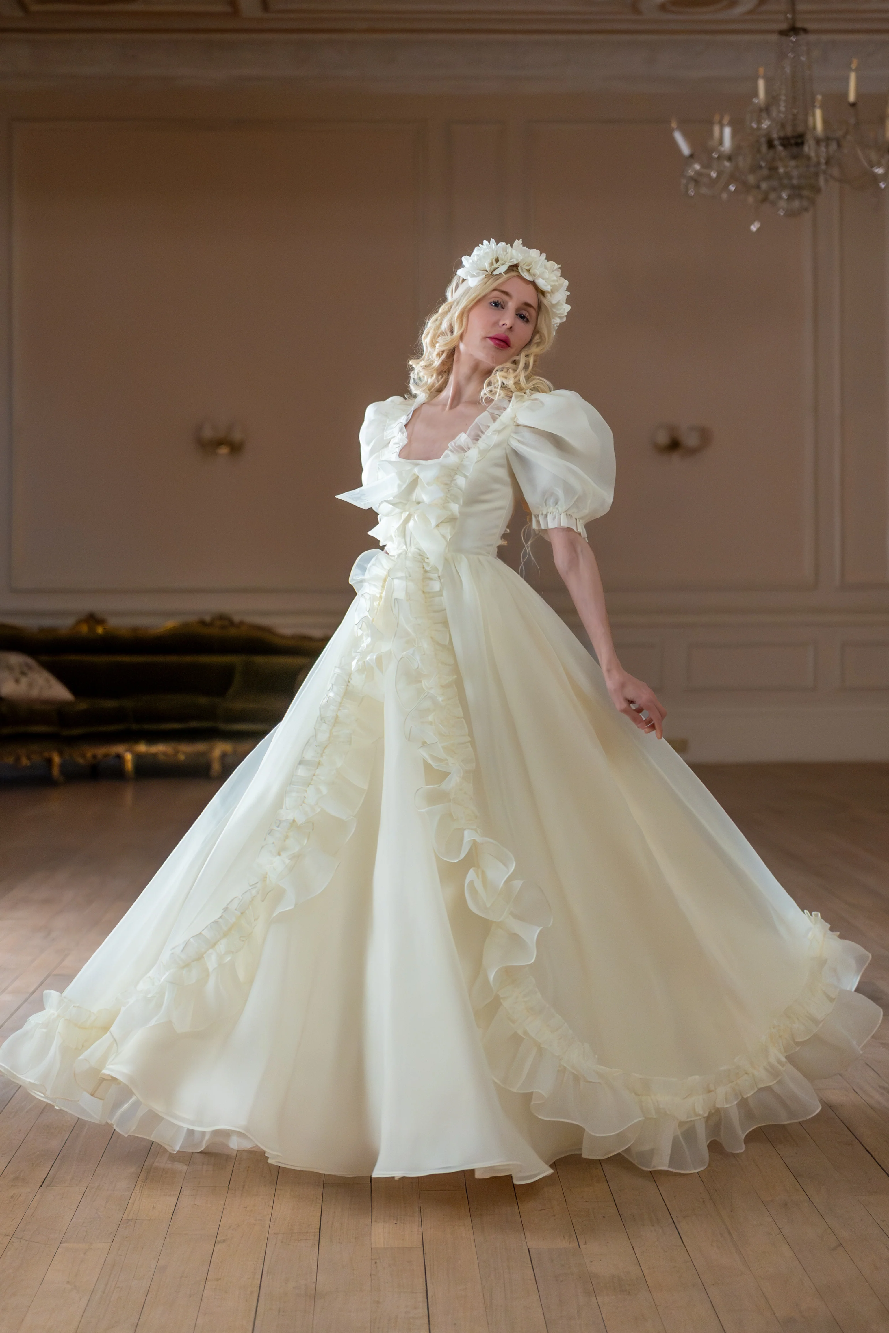 Angelic Kisses Duchess Gown - Image 11