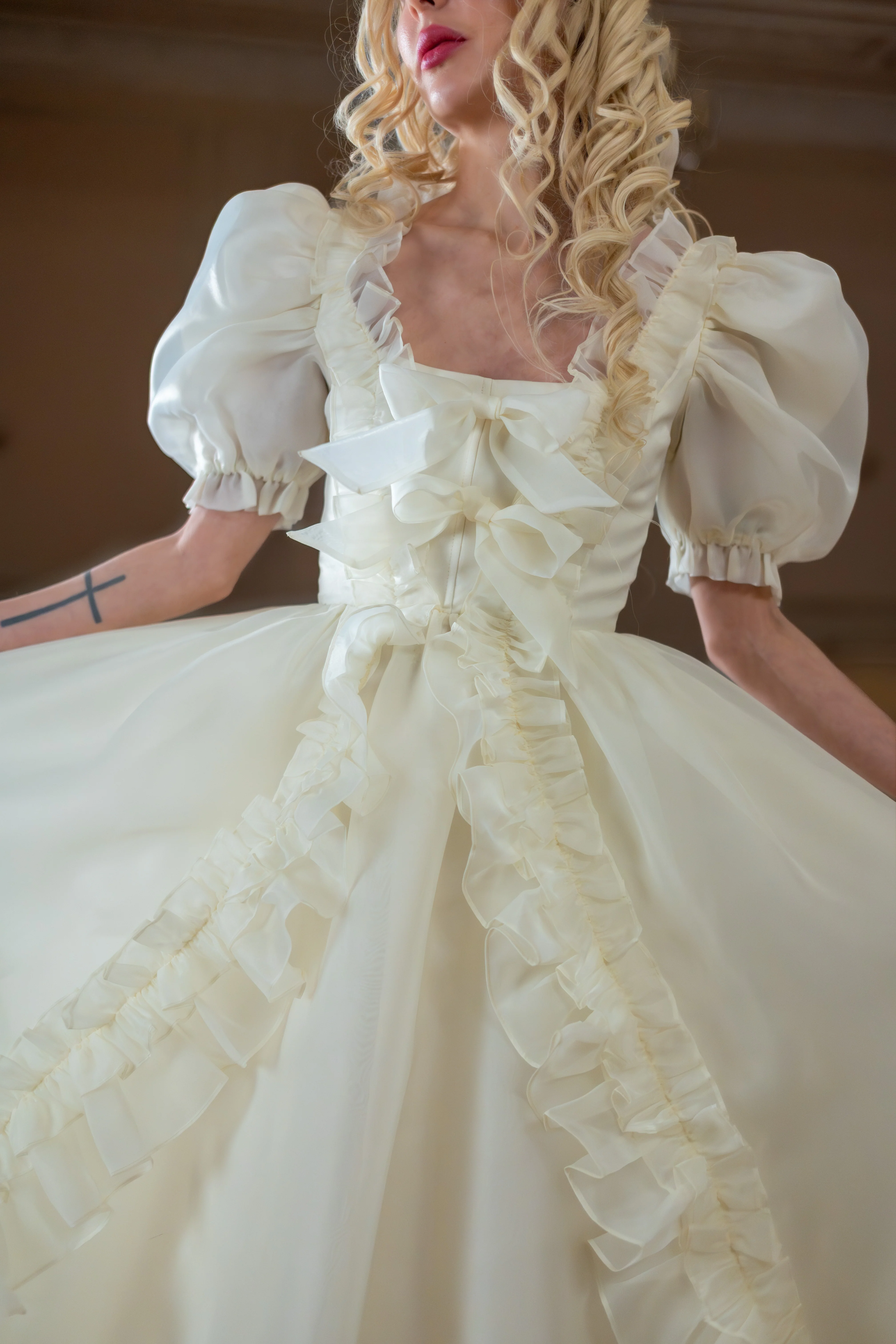 Angelic Kisses Duchess Gown - Image 12