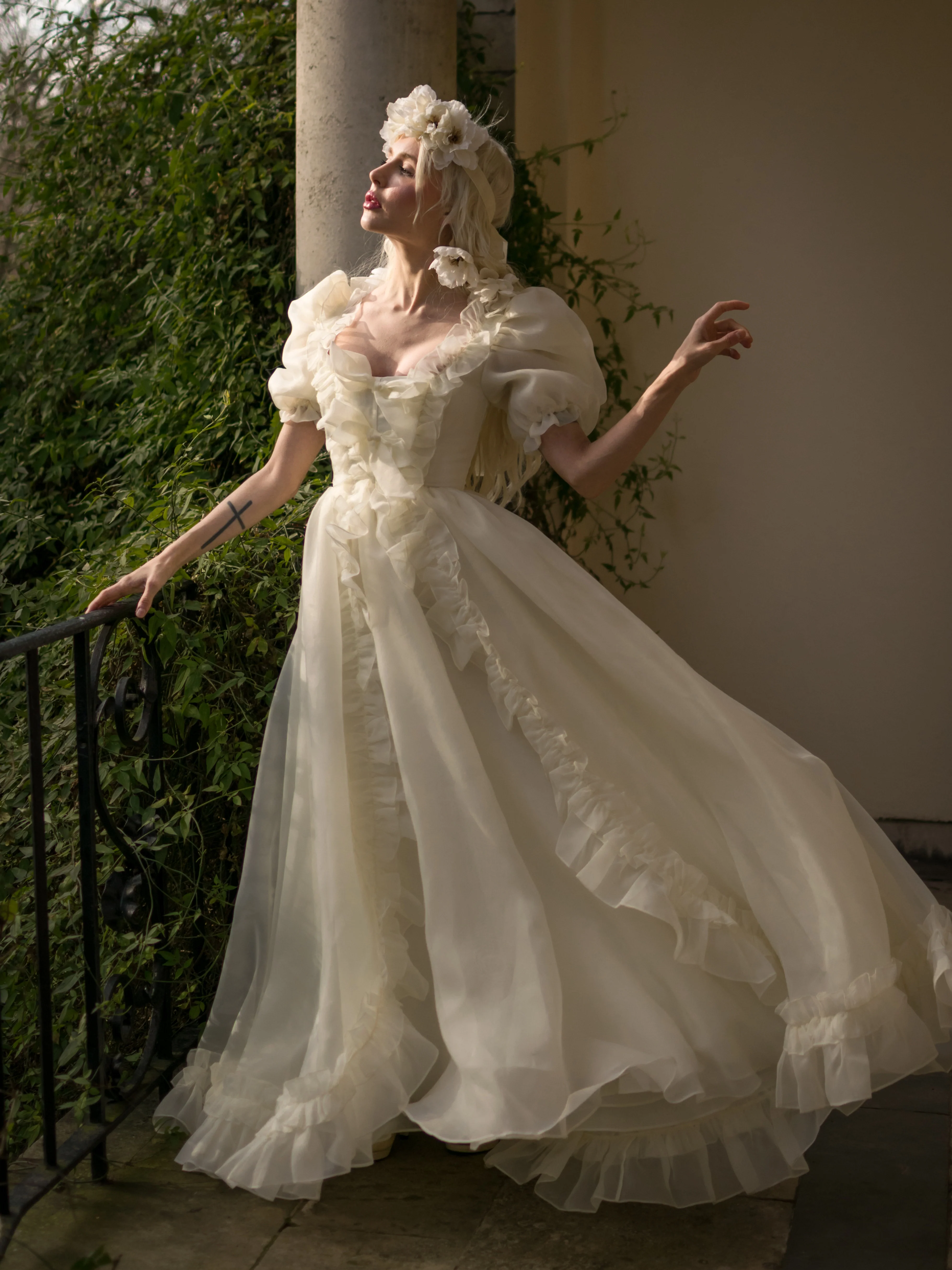 Angelic Kisses Duchess Gown - Image 17