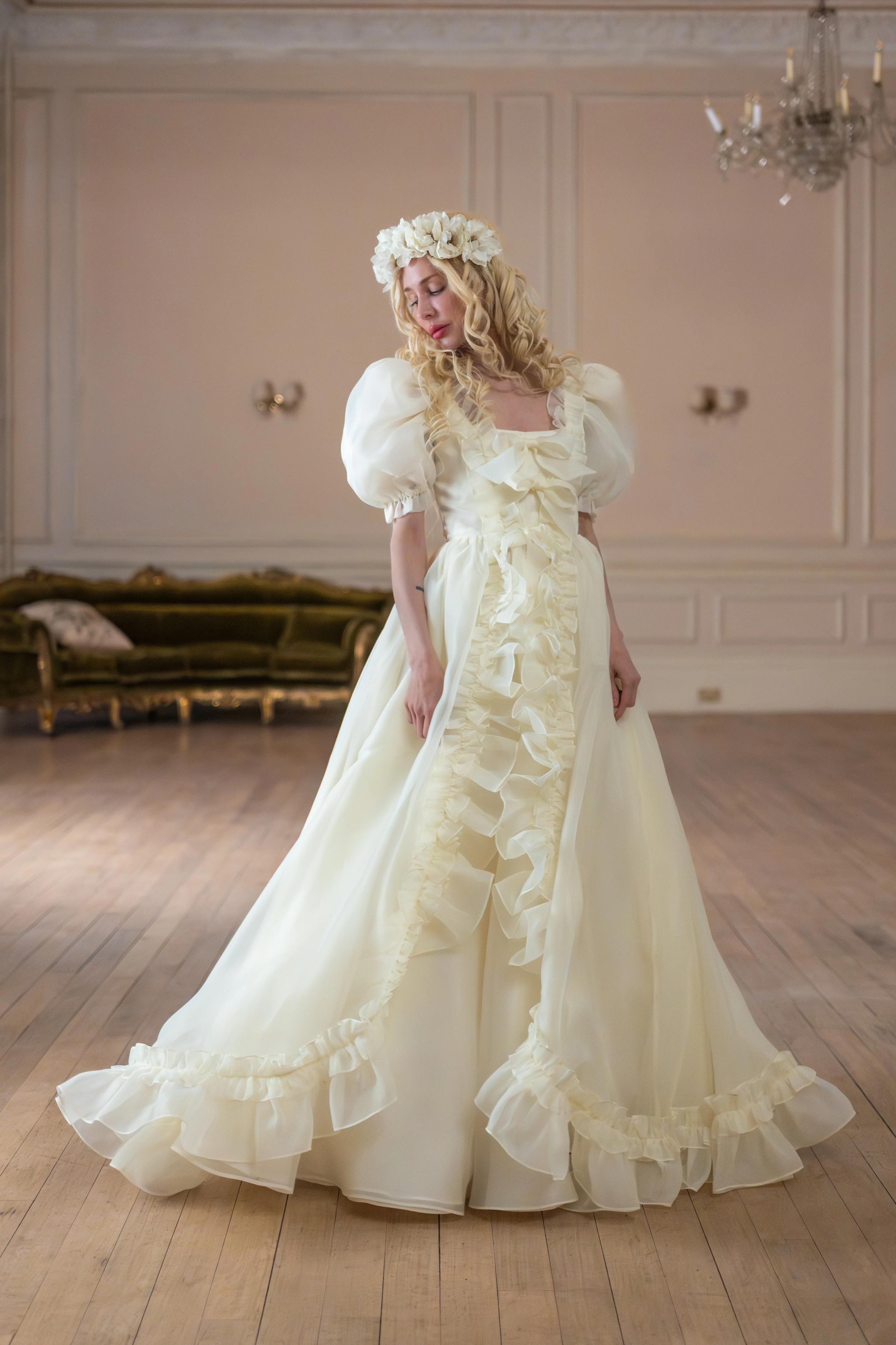 Angelic Kisses Duchess Gown - Image 8