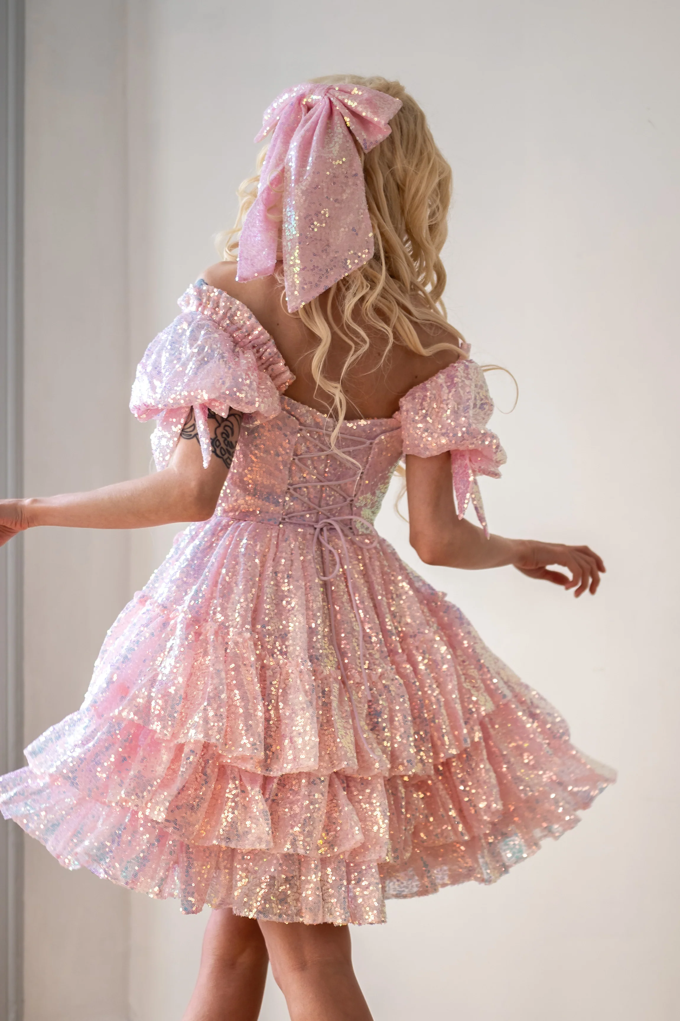 Aphrodite's Kiss Damsel Dress - Image 14