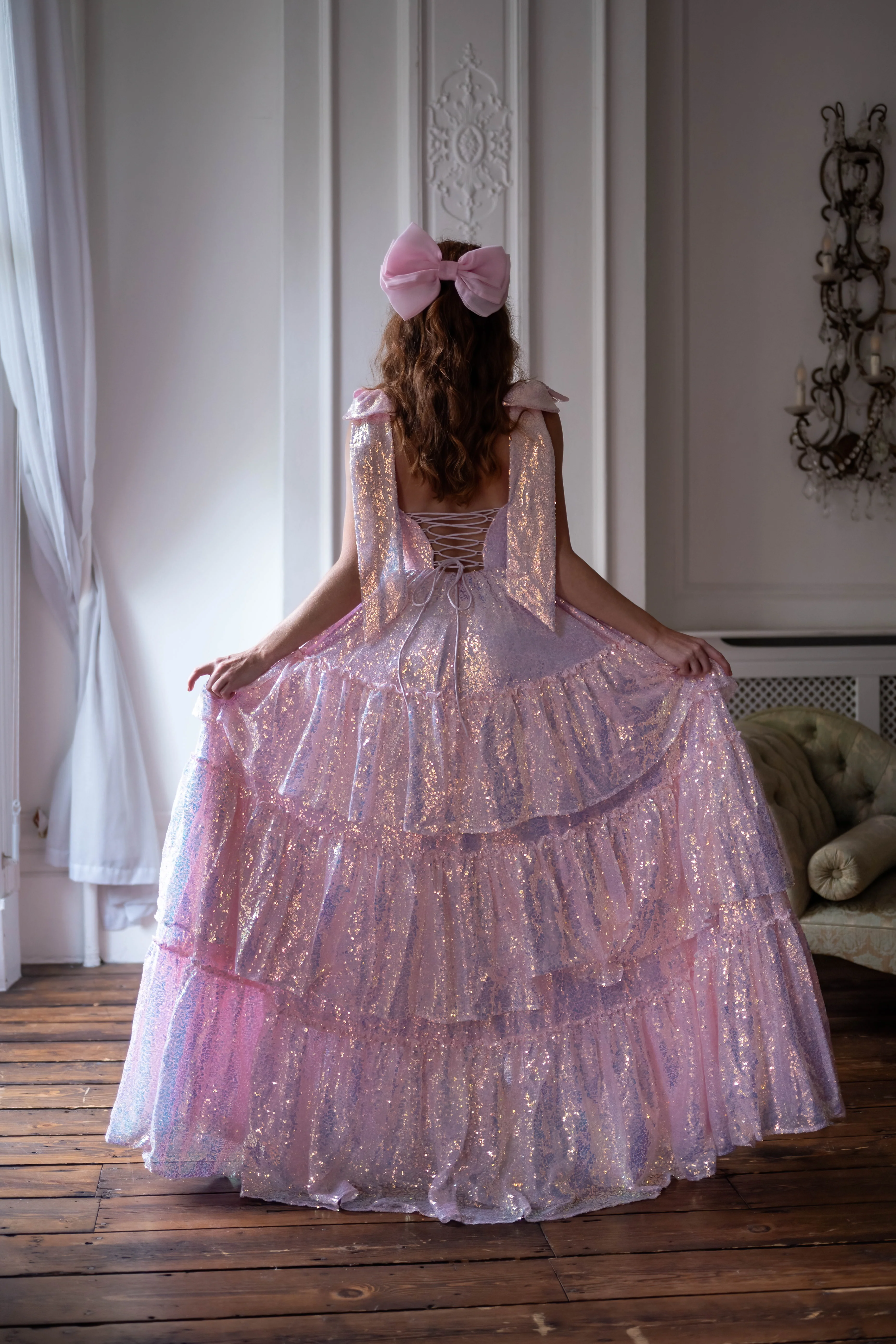 Aphrodite's Kiss Lustre Gown - Image 4