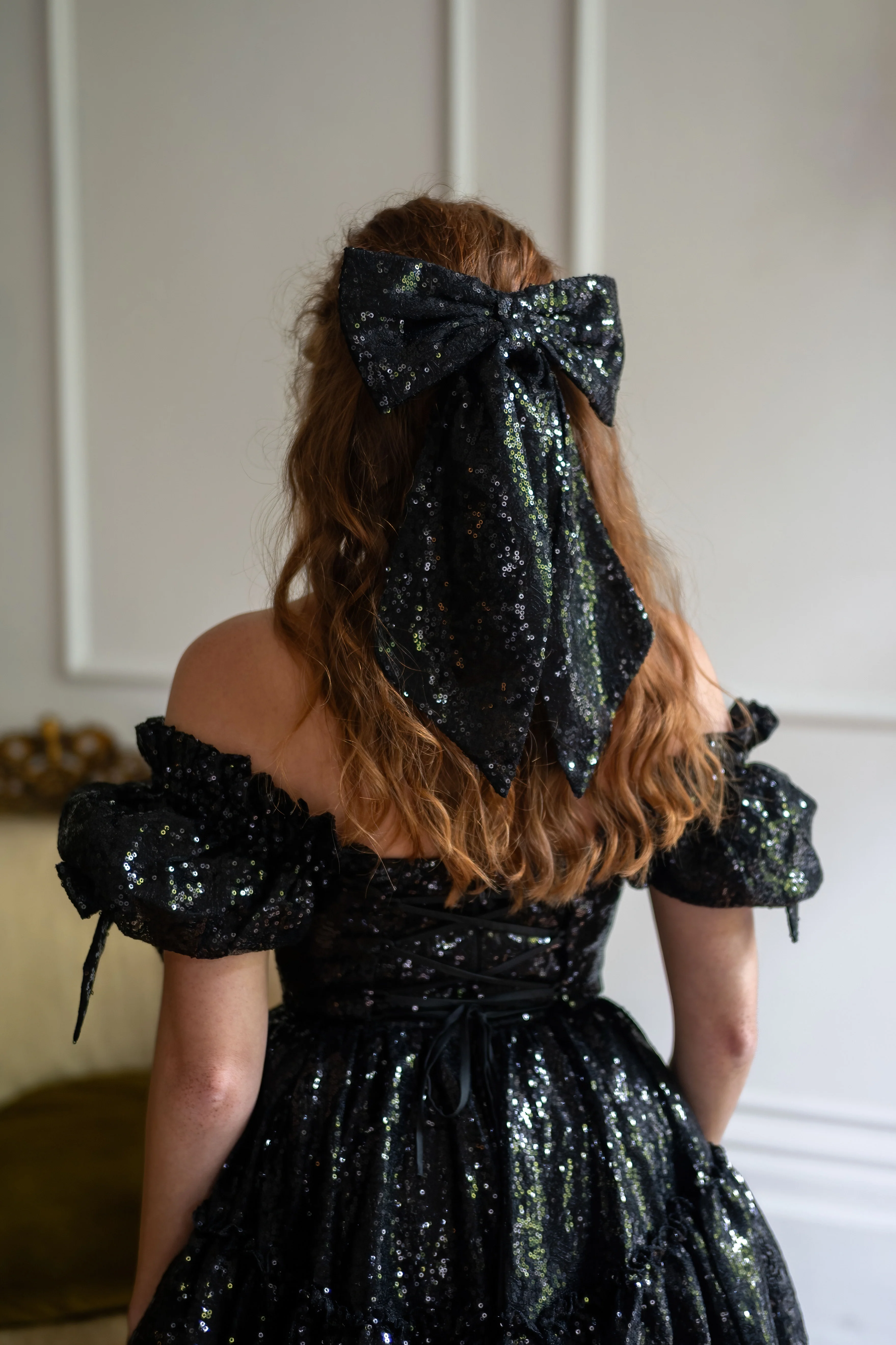 Black Pearl Fable Hairbow - Image 3