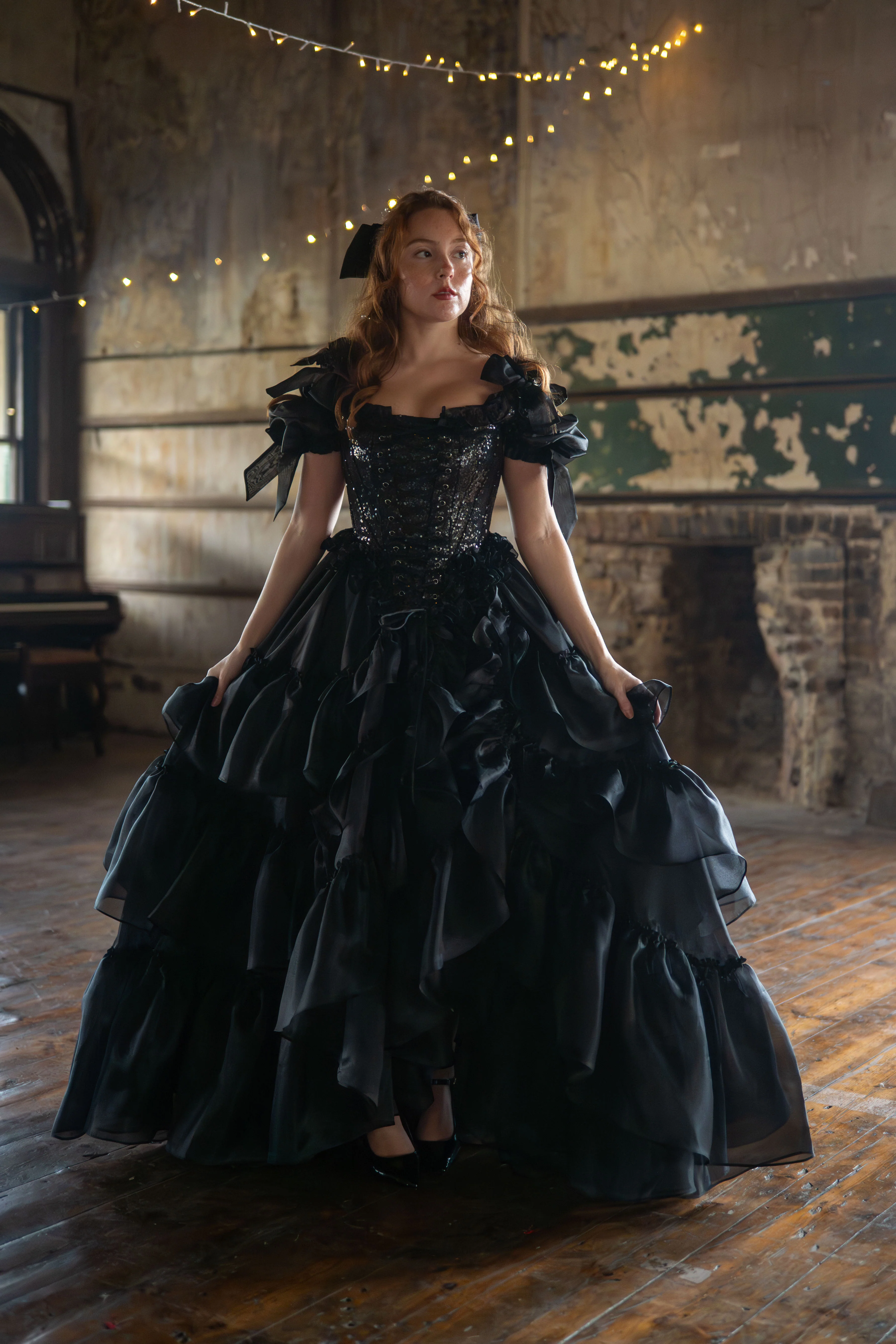 Black Pearl Pompadour Corset - Image 3