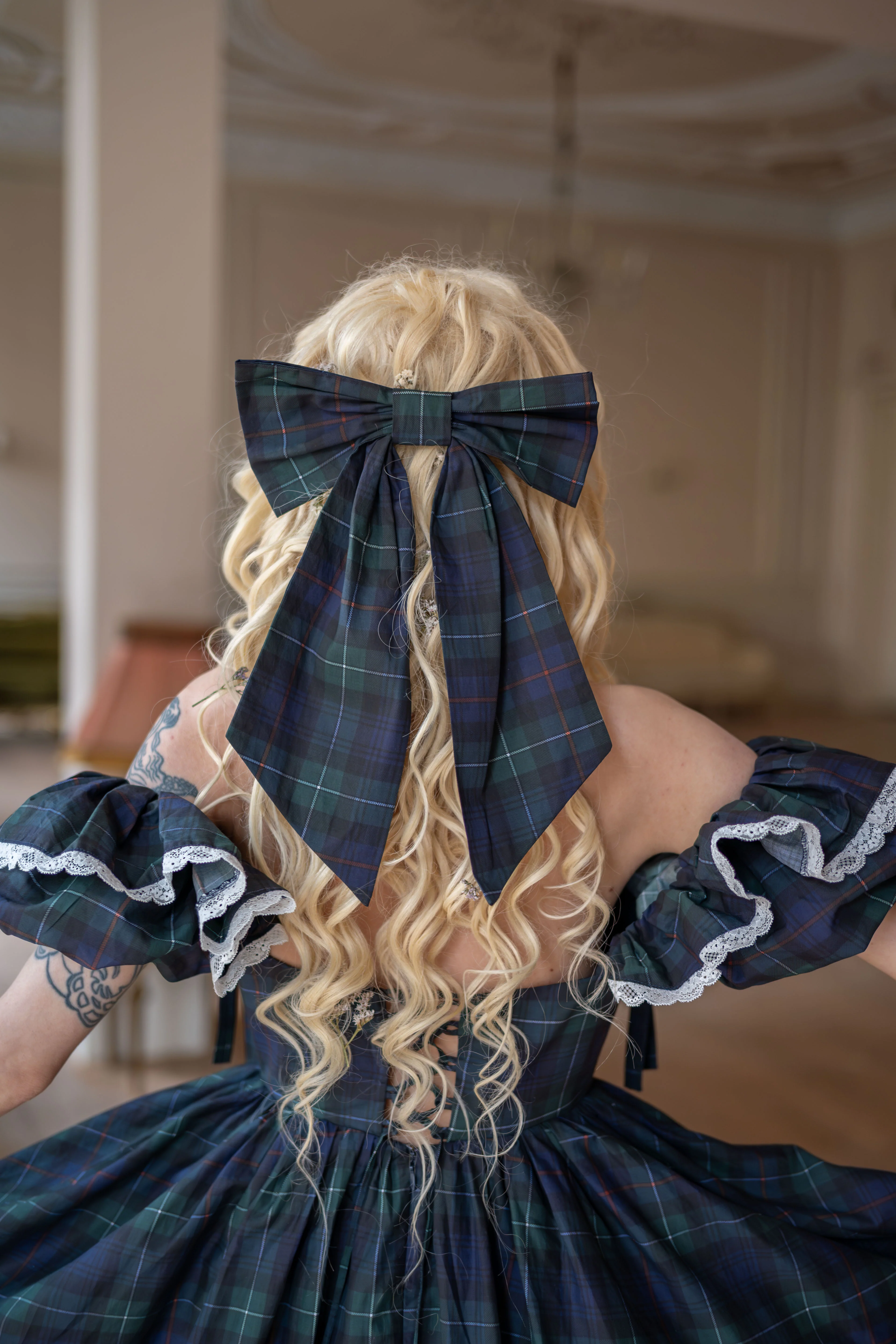 Bleakmoor Fable Bow - Image 3