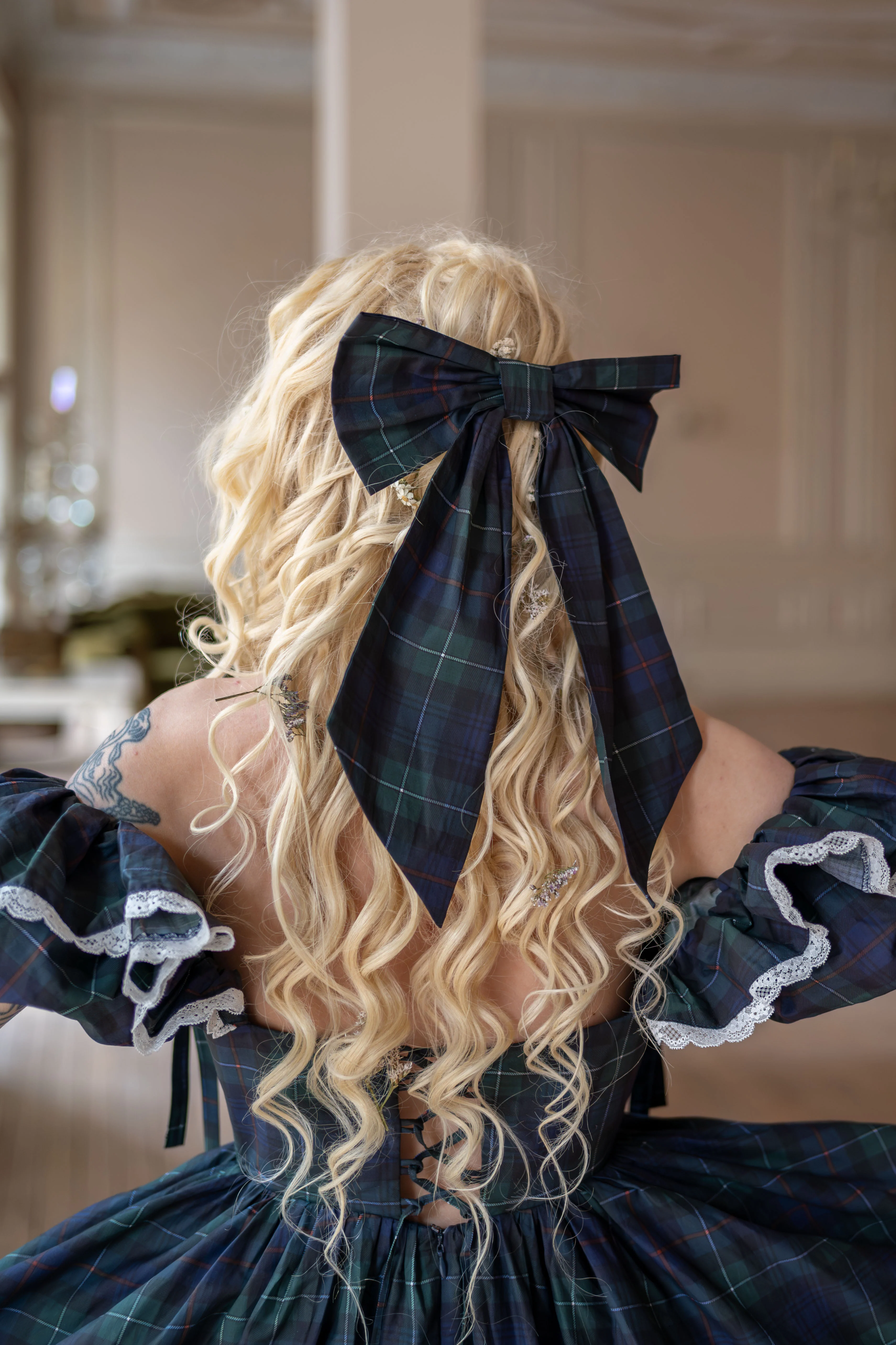 Bleakmoor Fable Bow - Image 6