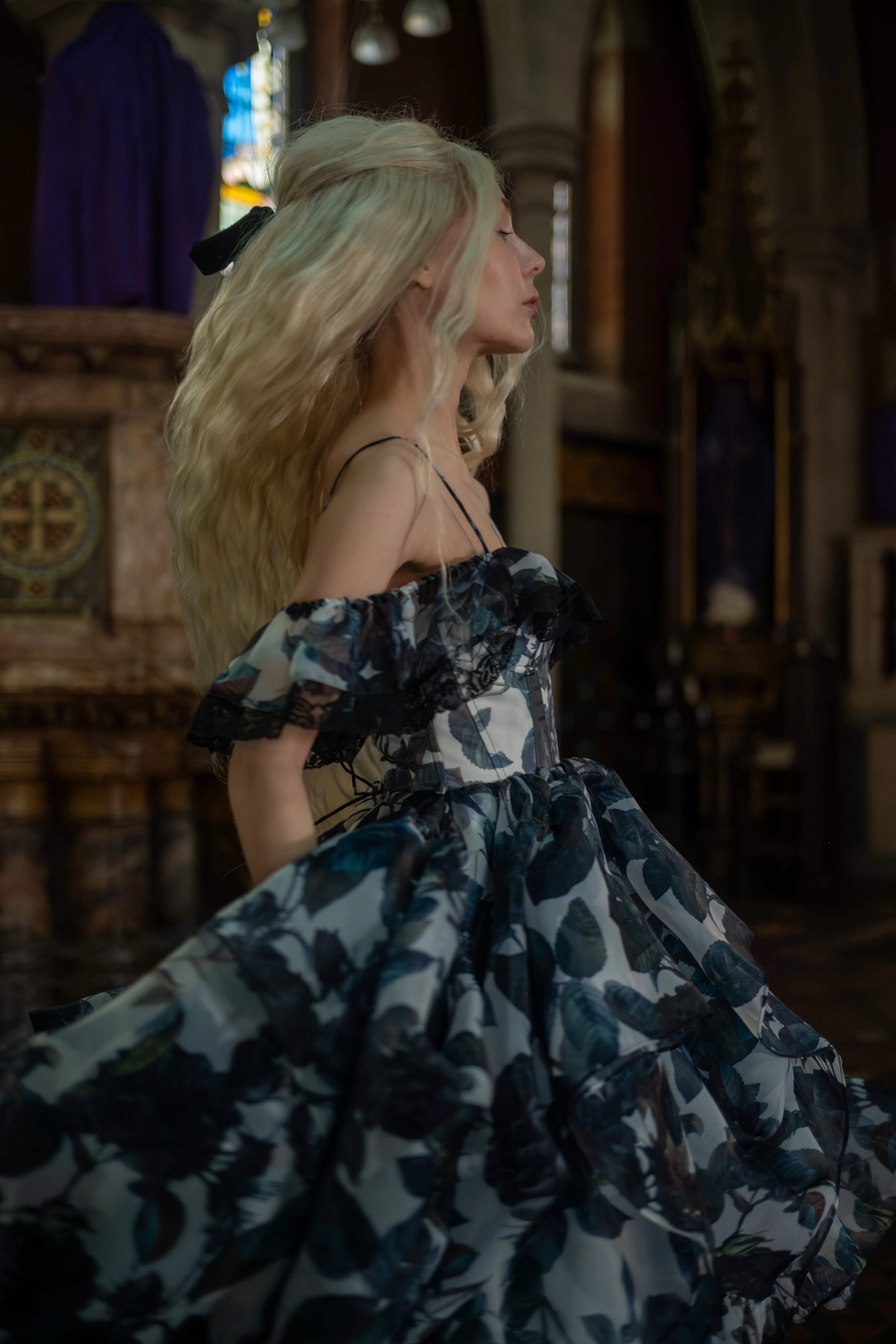 Chapel of Thorns Guileless Gown - Image 12
