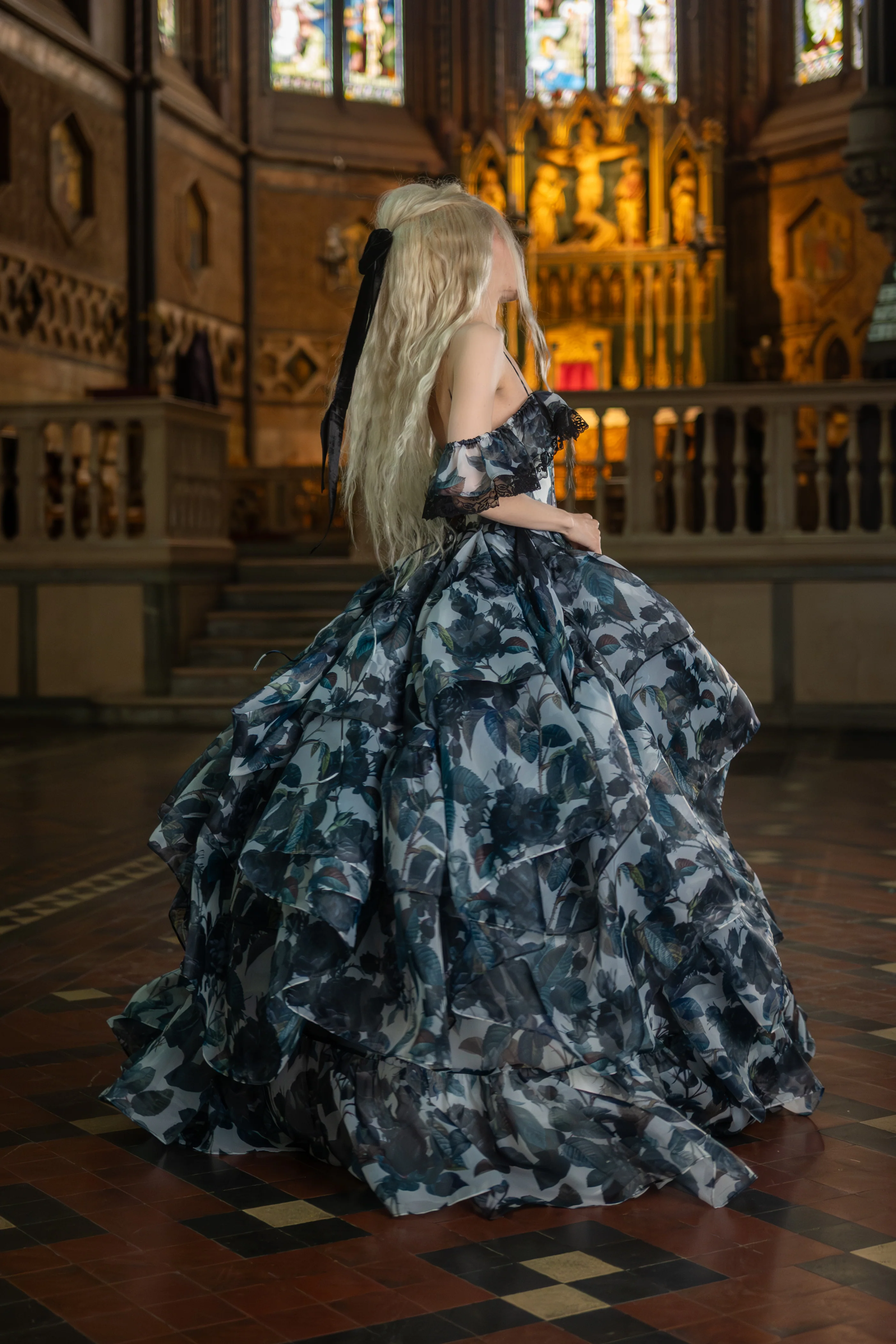 Chapel of Thorns Guileless Gown - Image 3