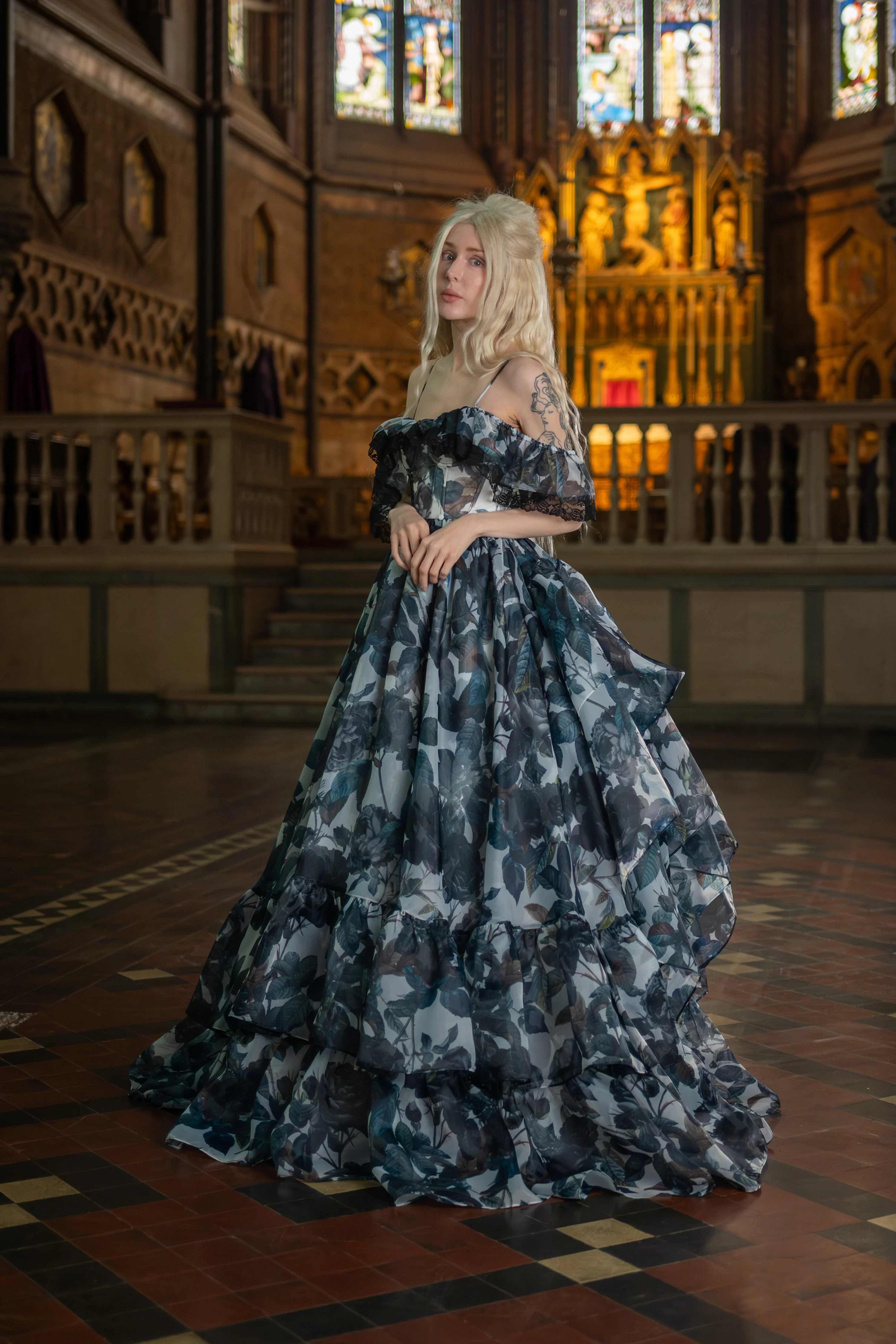 Chapel of Thorns Guileless Gown - Image 9