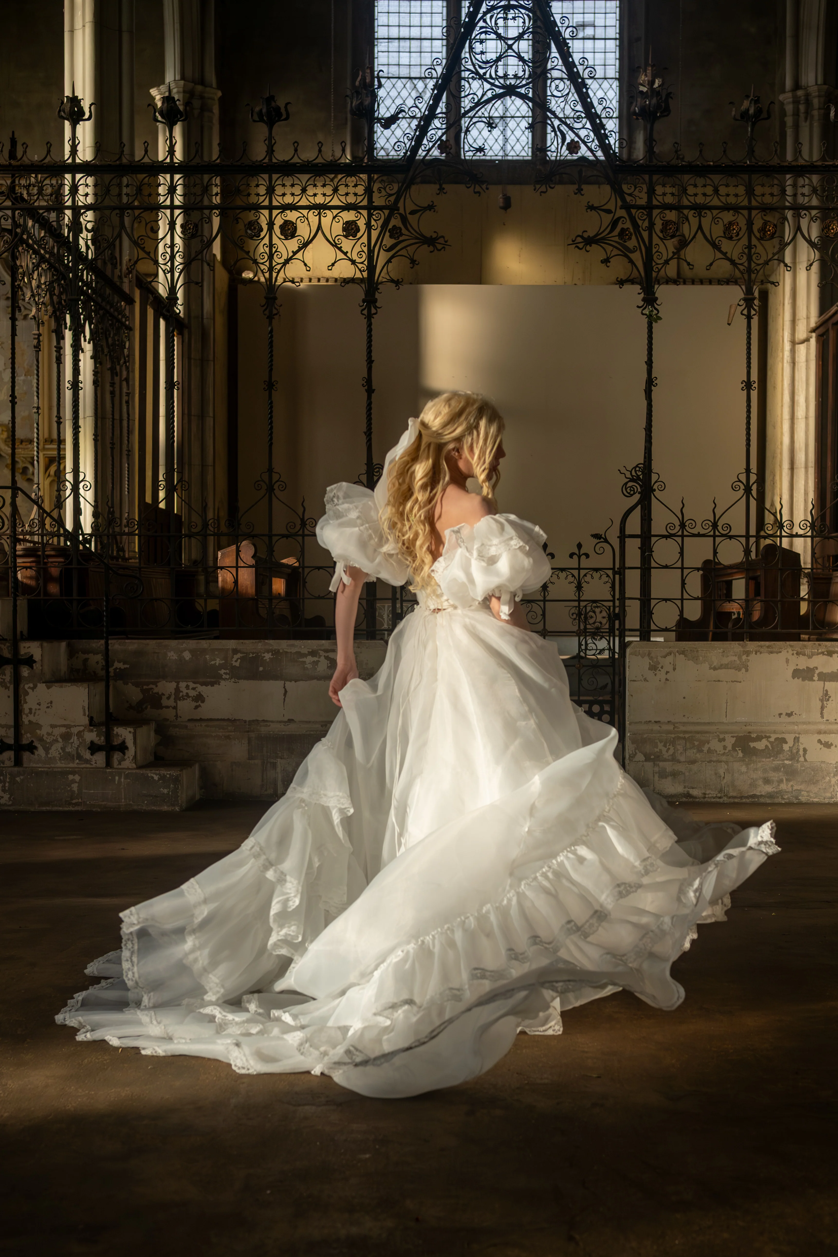 Créme Chantilly Ingénue Gown - Image 17