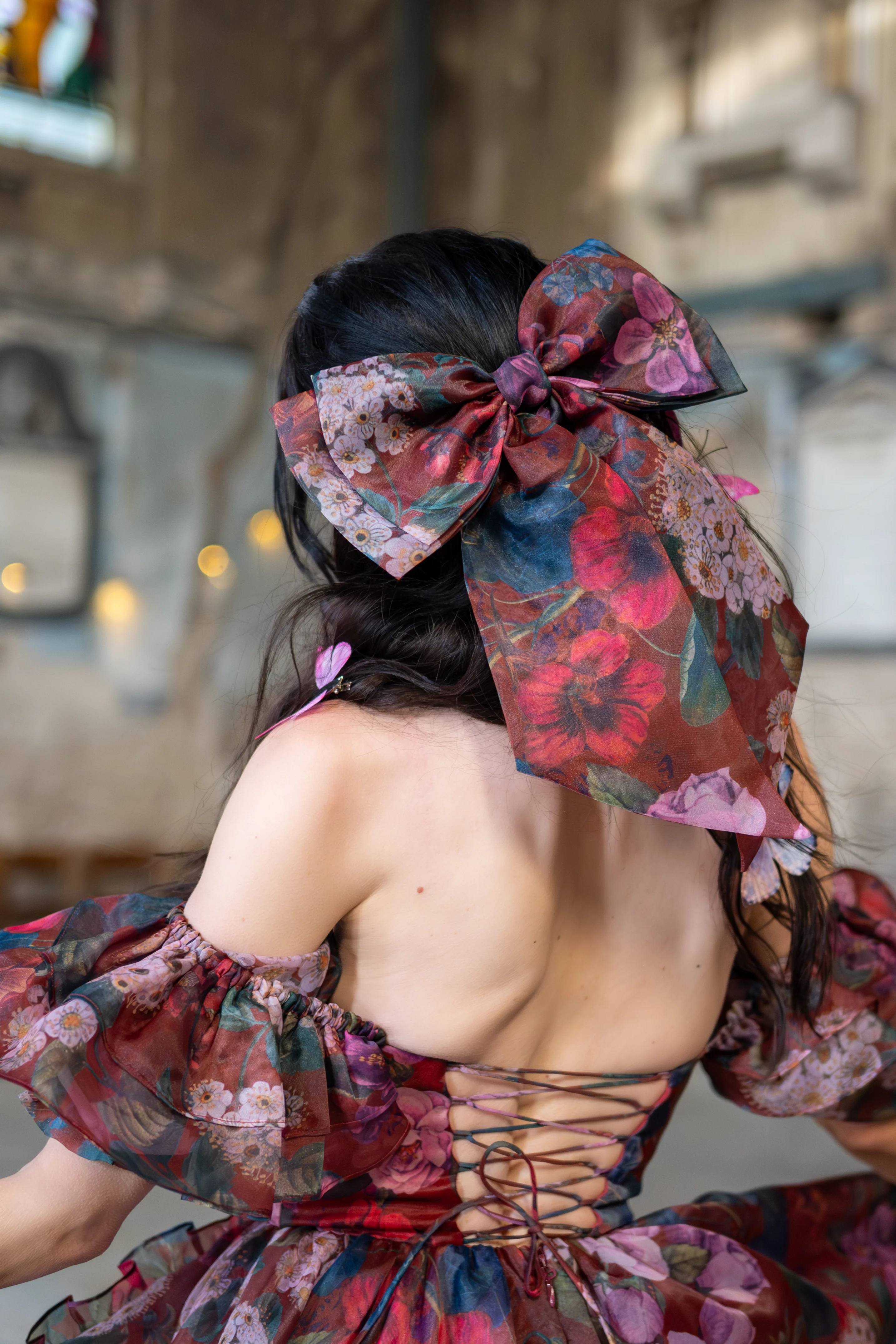 Crimson Rapture Winged Hairbow - Image 3