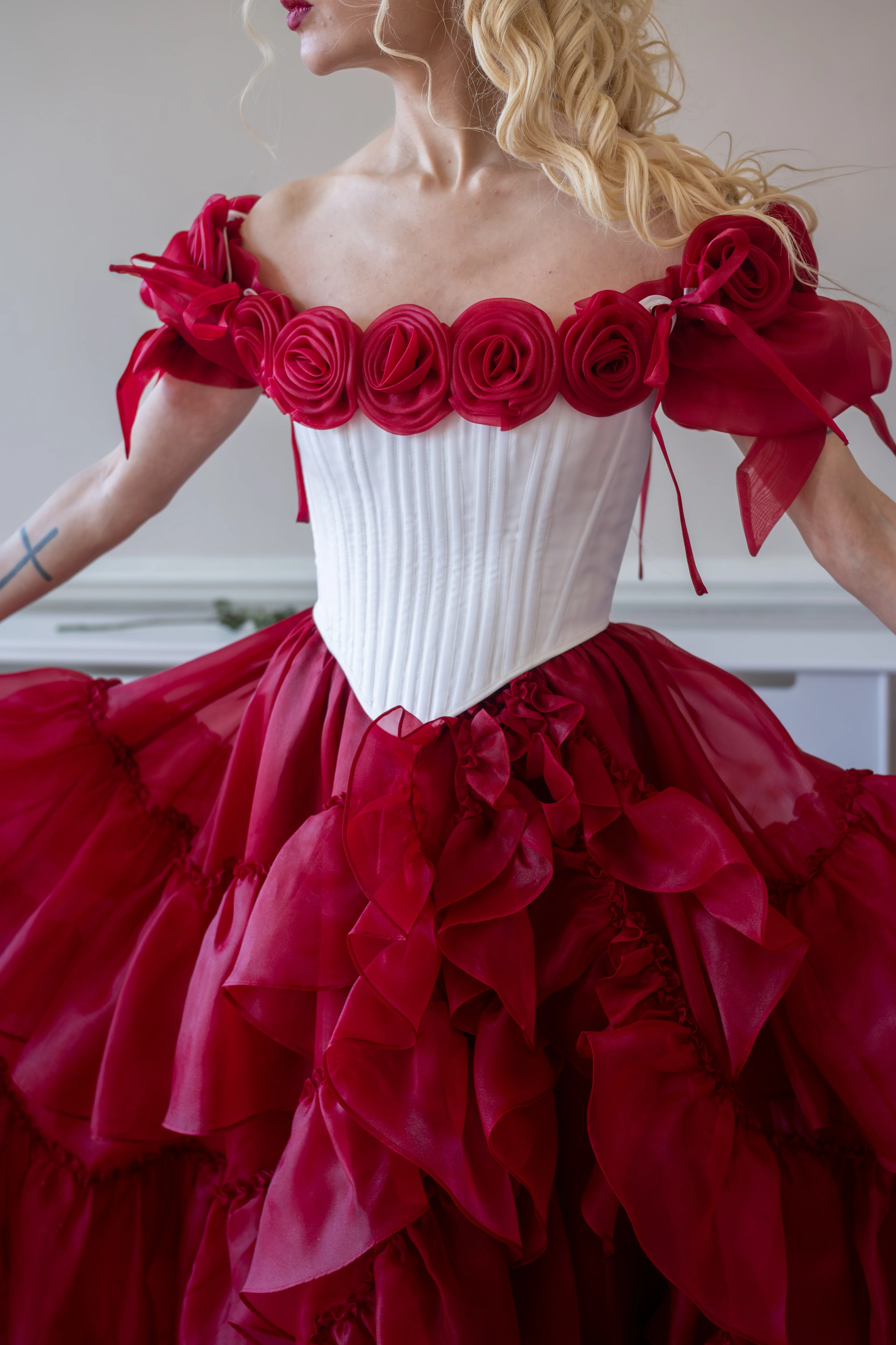 Crimson Vow Rosebud Corset - Image 3
