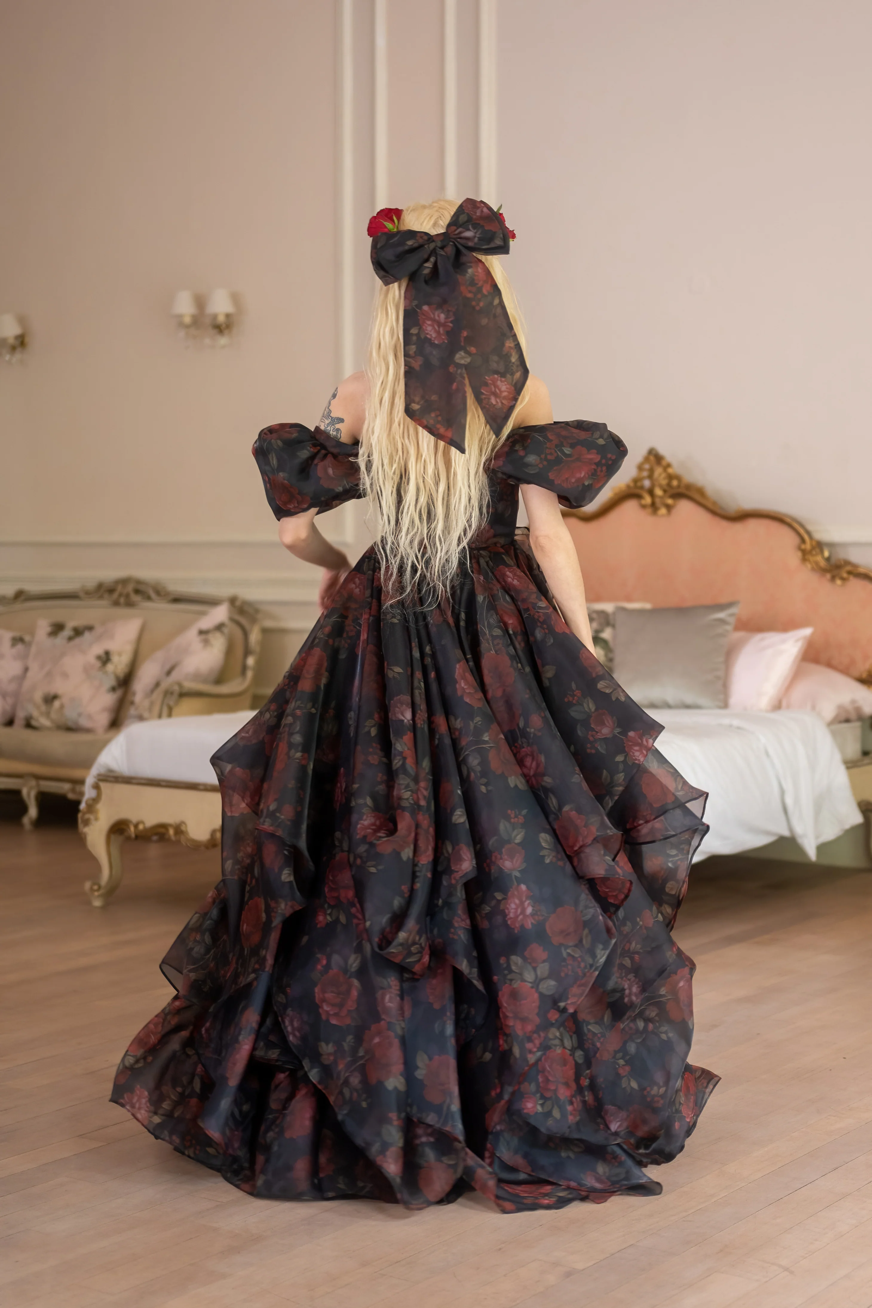 Dark Romance Antoinette Train Gown - Image 15