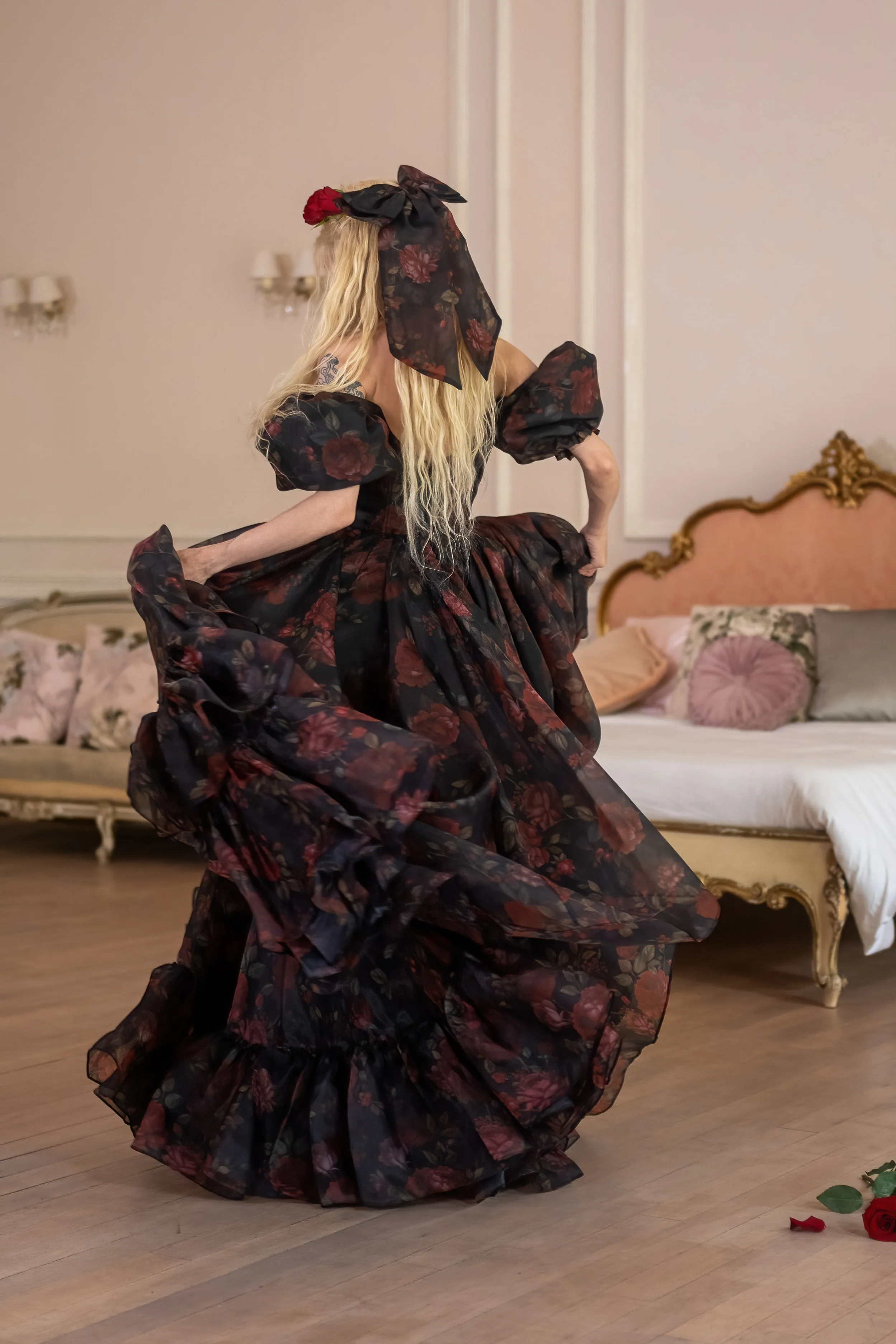Dark Romance Antoinette Train Gown - Image 16