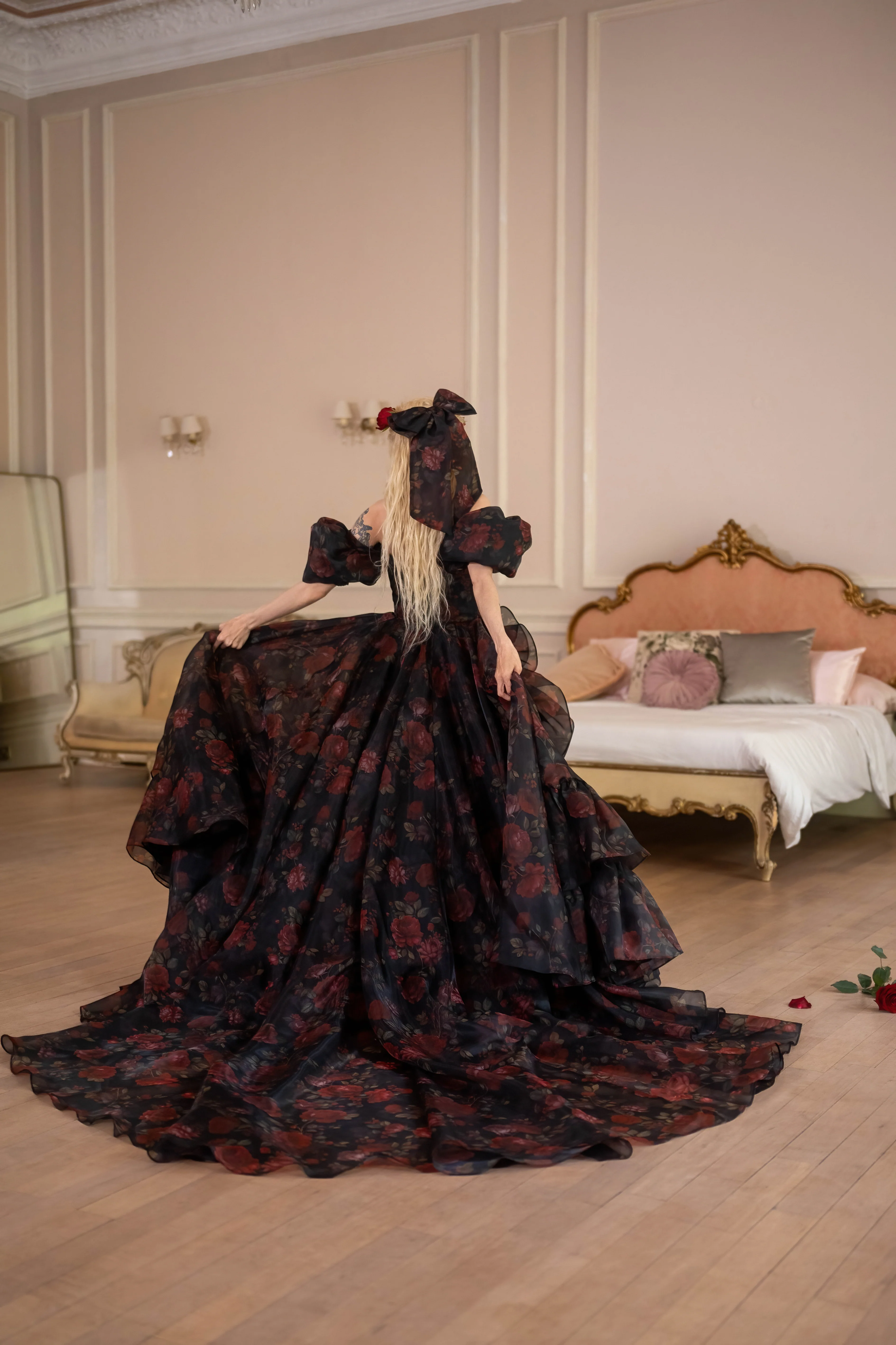 Dark Romance Antoinette Train Gown - Image 22