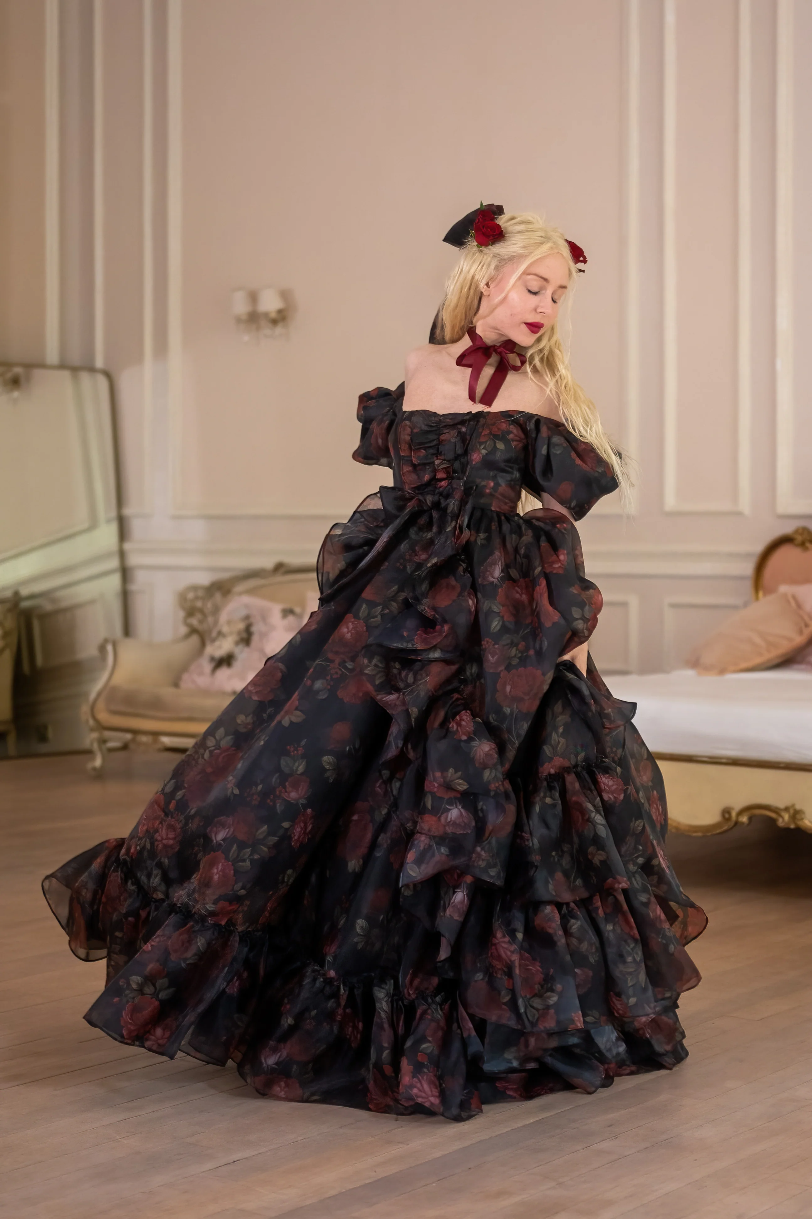 Dark Romance Antoinette Train Gown - Image 27