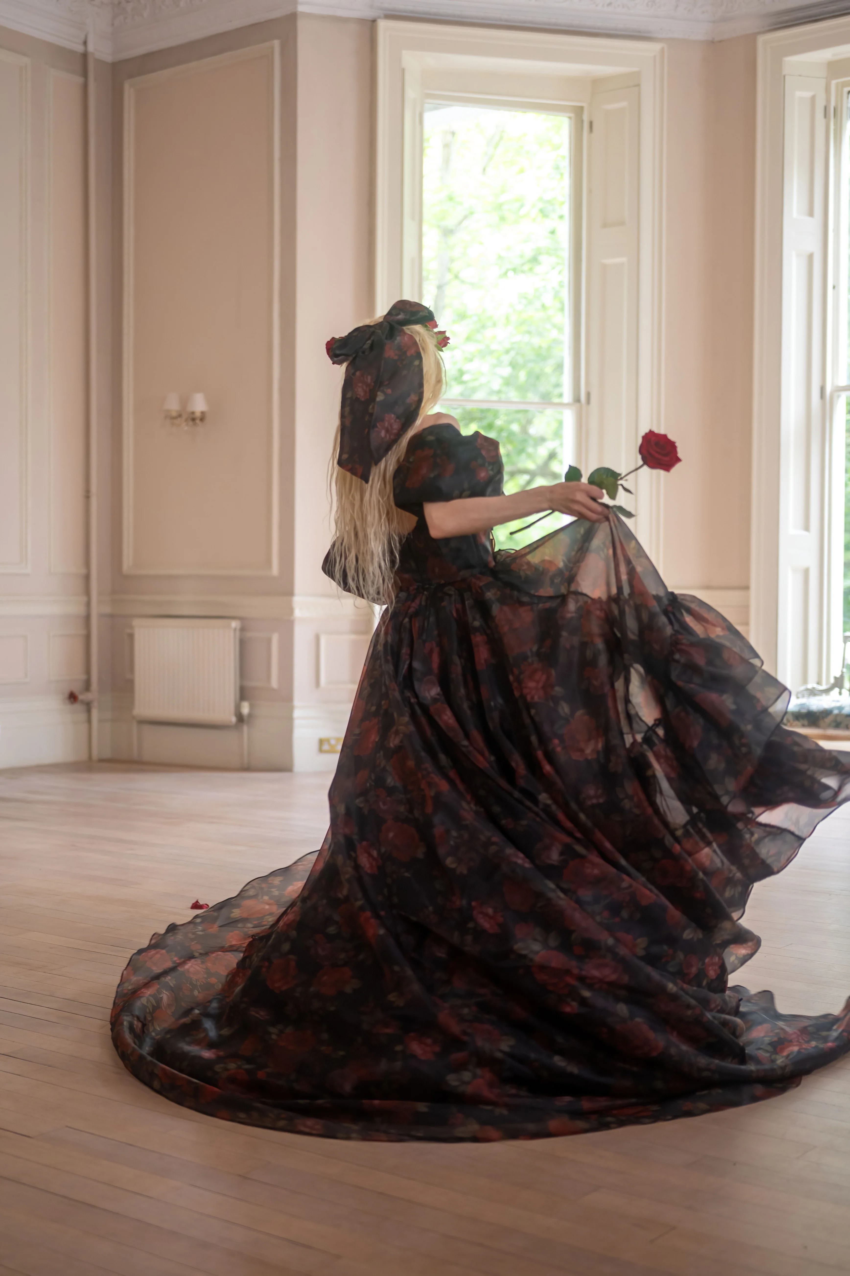 Dark Romance Antoinette Train Gown - Image 9