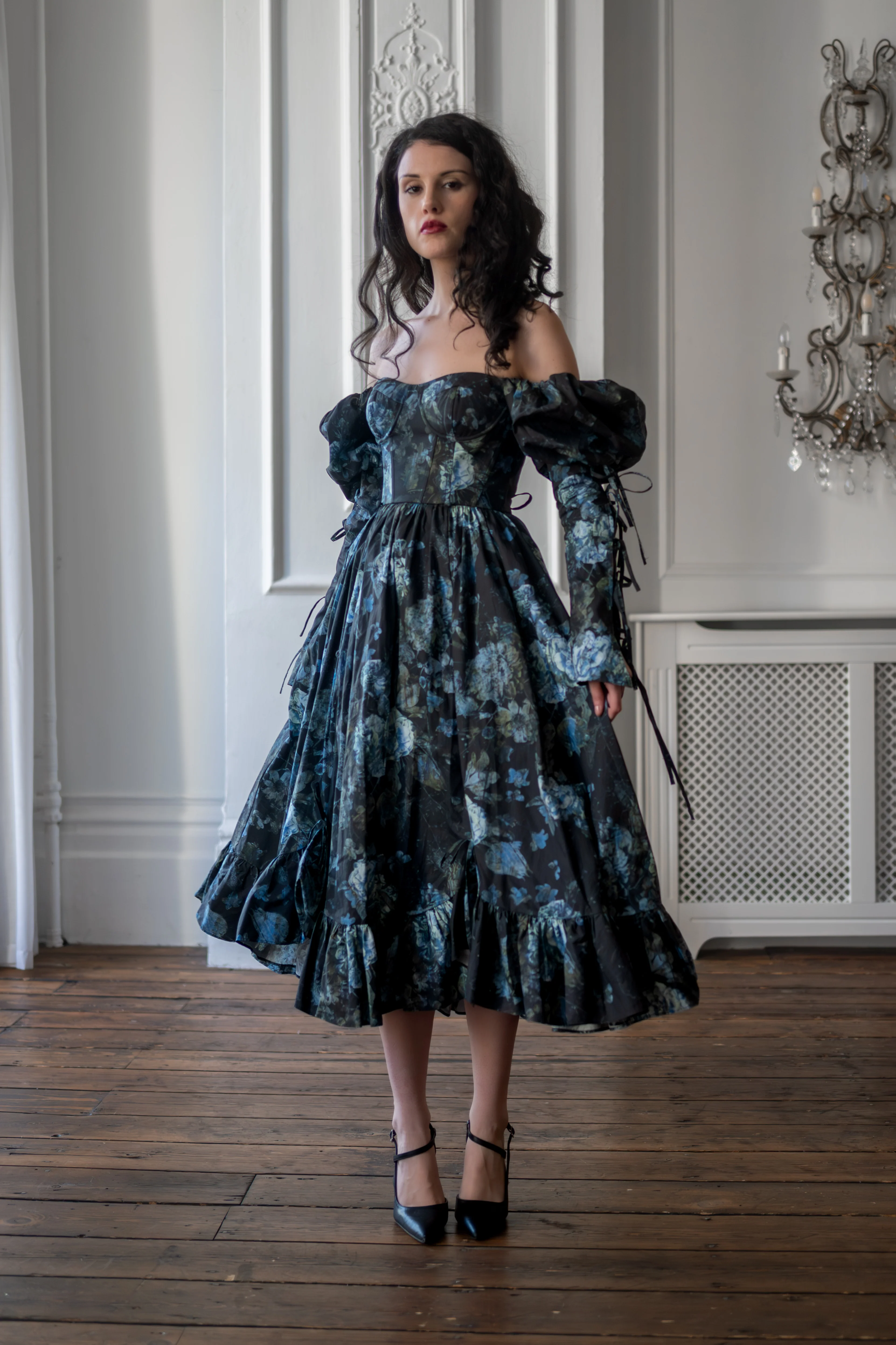 Entwined Souls Carfax Dress - Image 11