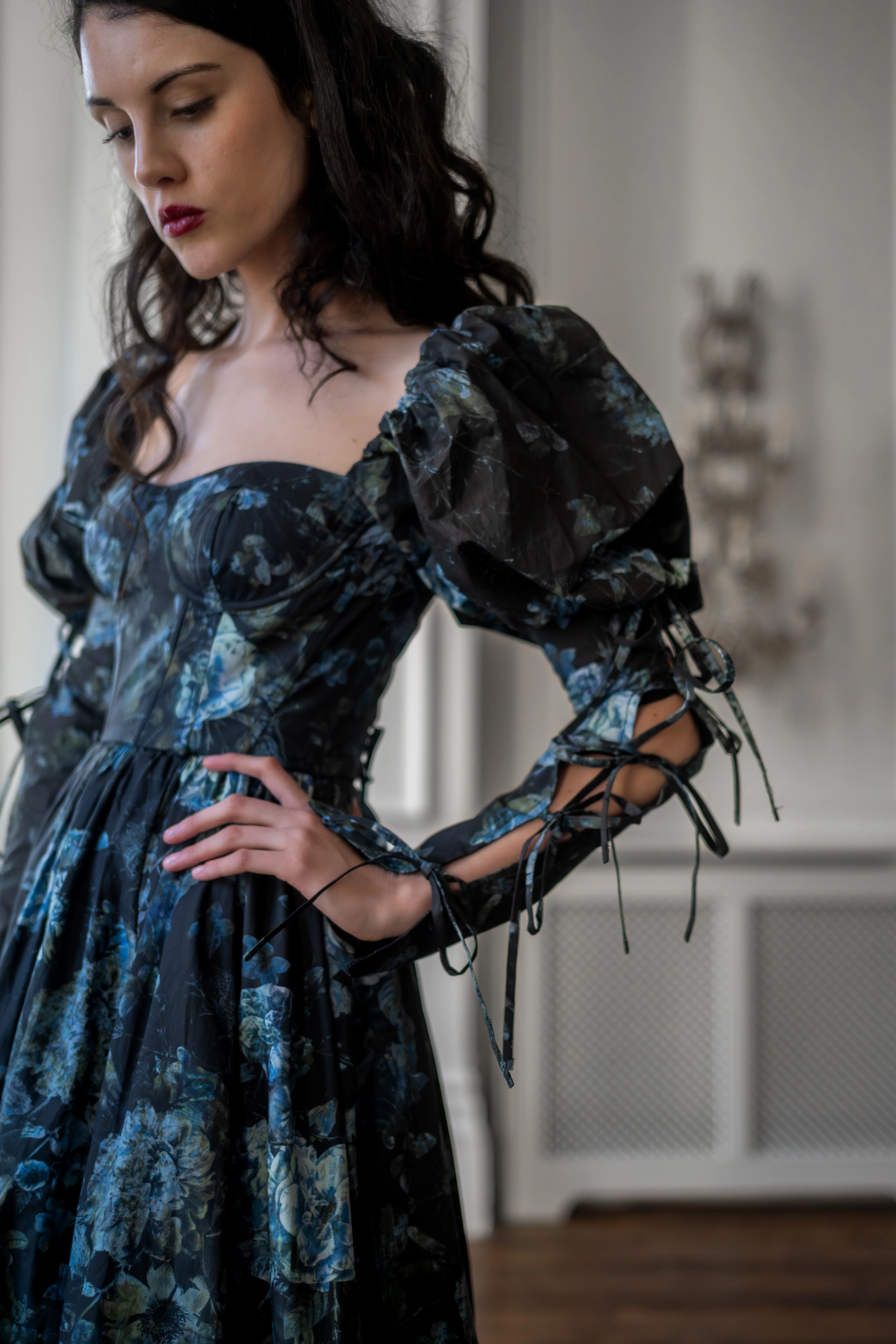 Entwined Souls Carfax Dress - Image 8