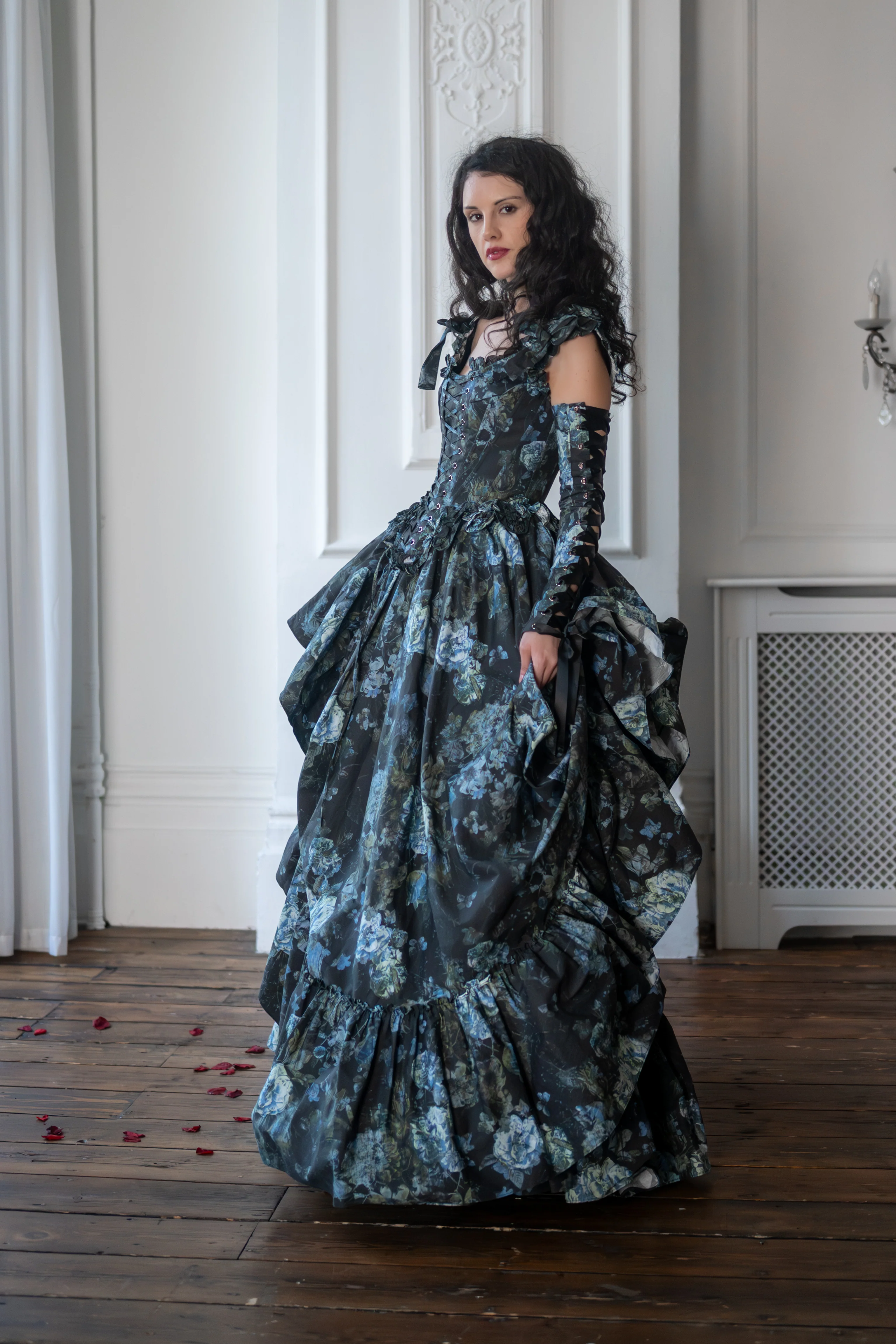 Entwined Souls Pompadour Corset - Image 5
