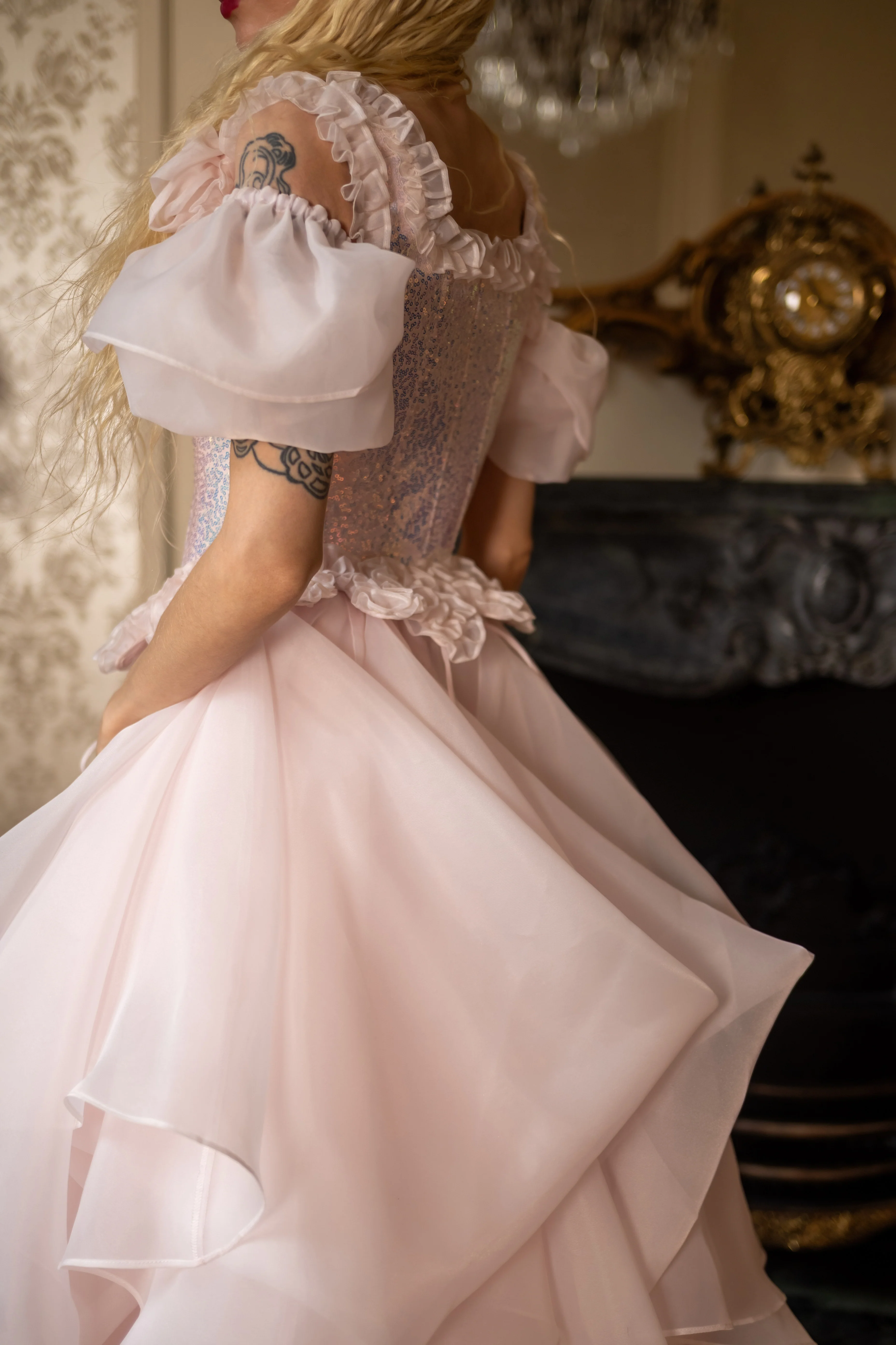 Fairy Wings Pompadour Corset - Image 12