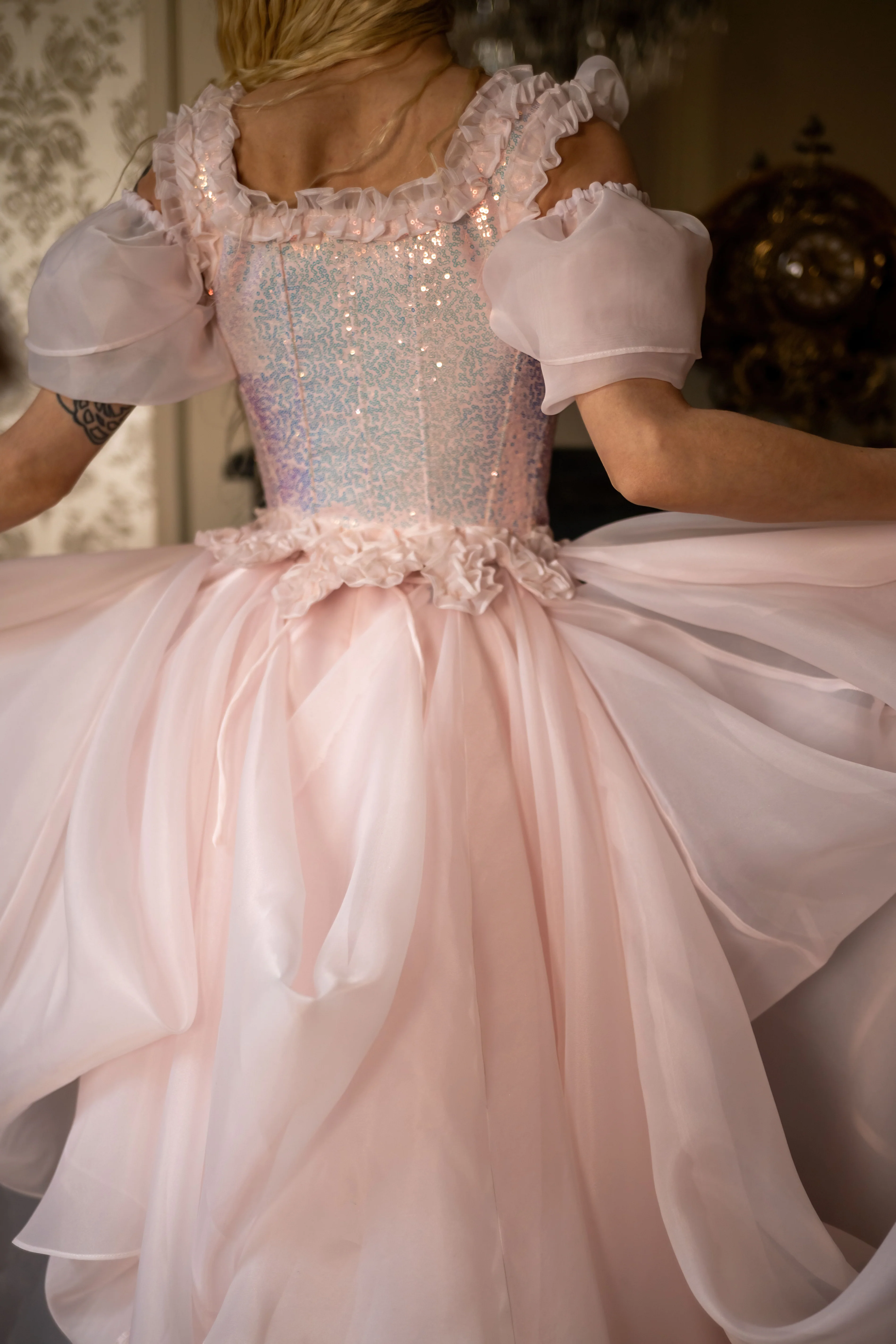 Fairy Wings Pompadour Corset - Image 15