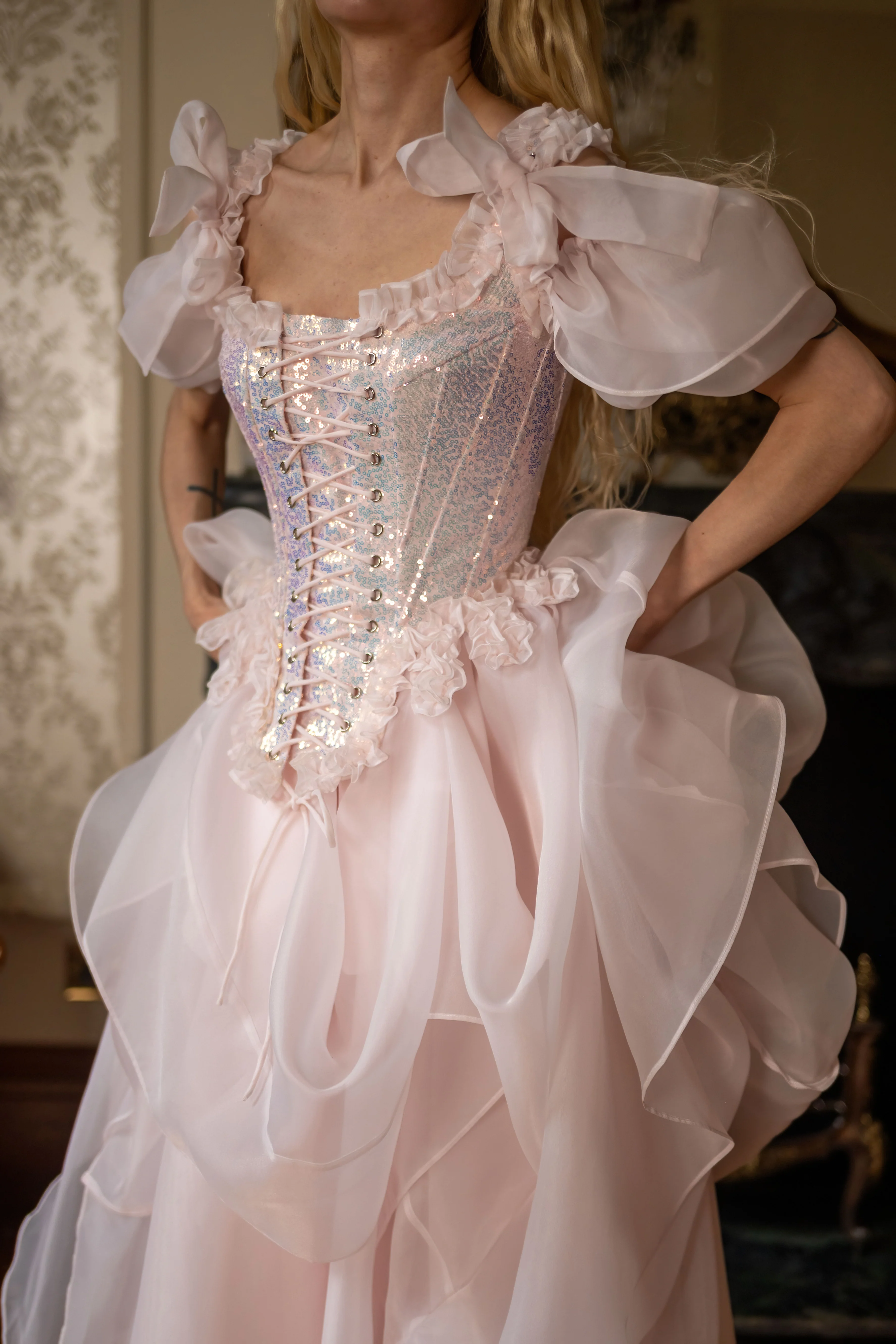 Fairy Wings Pompadour Corset - Image 4