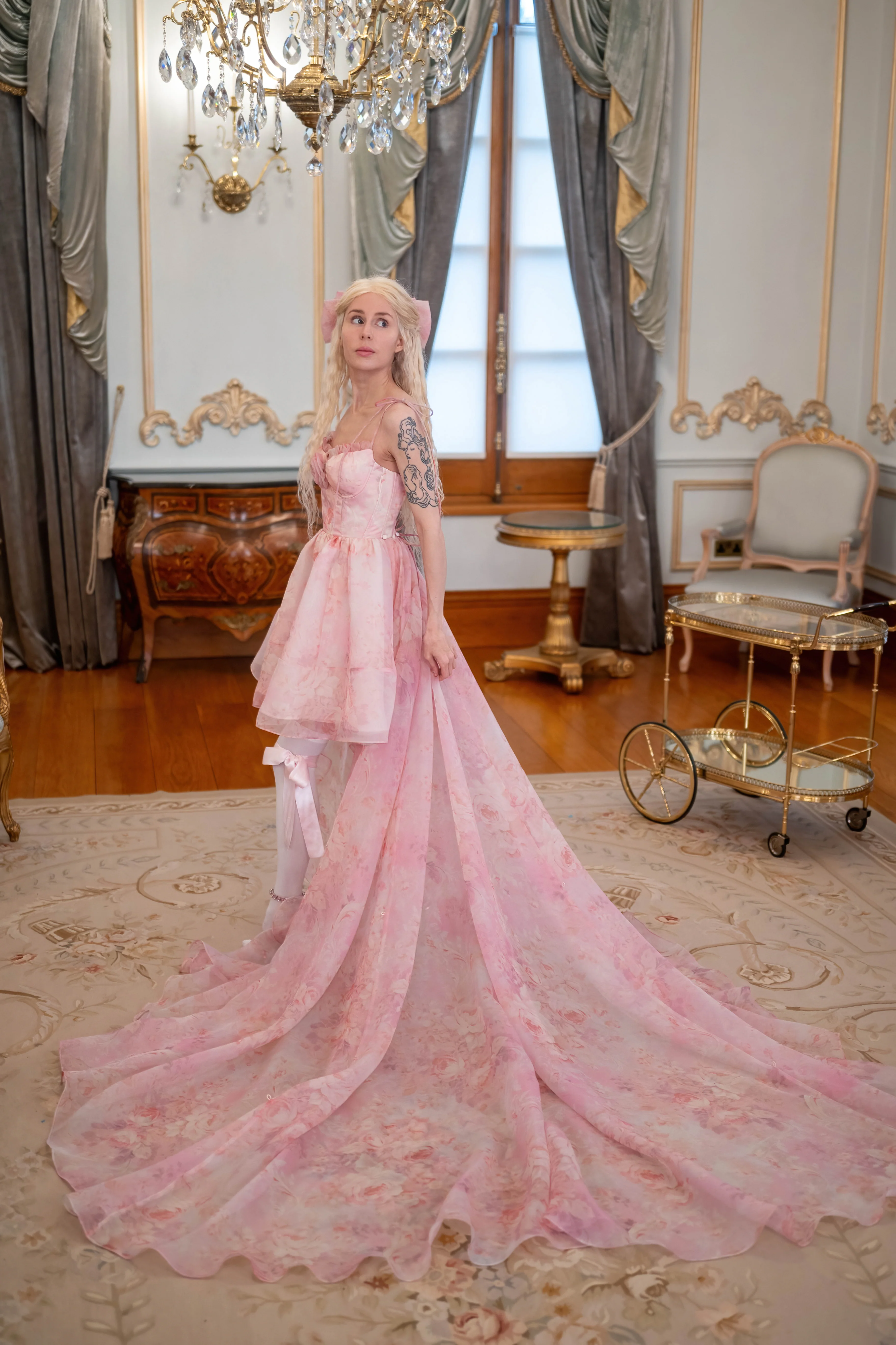 Fantasy Rose Heiress Gown - Image 21