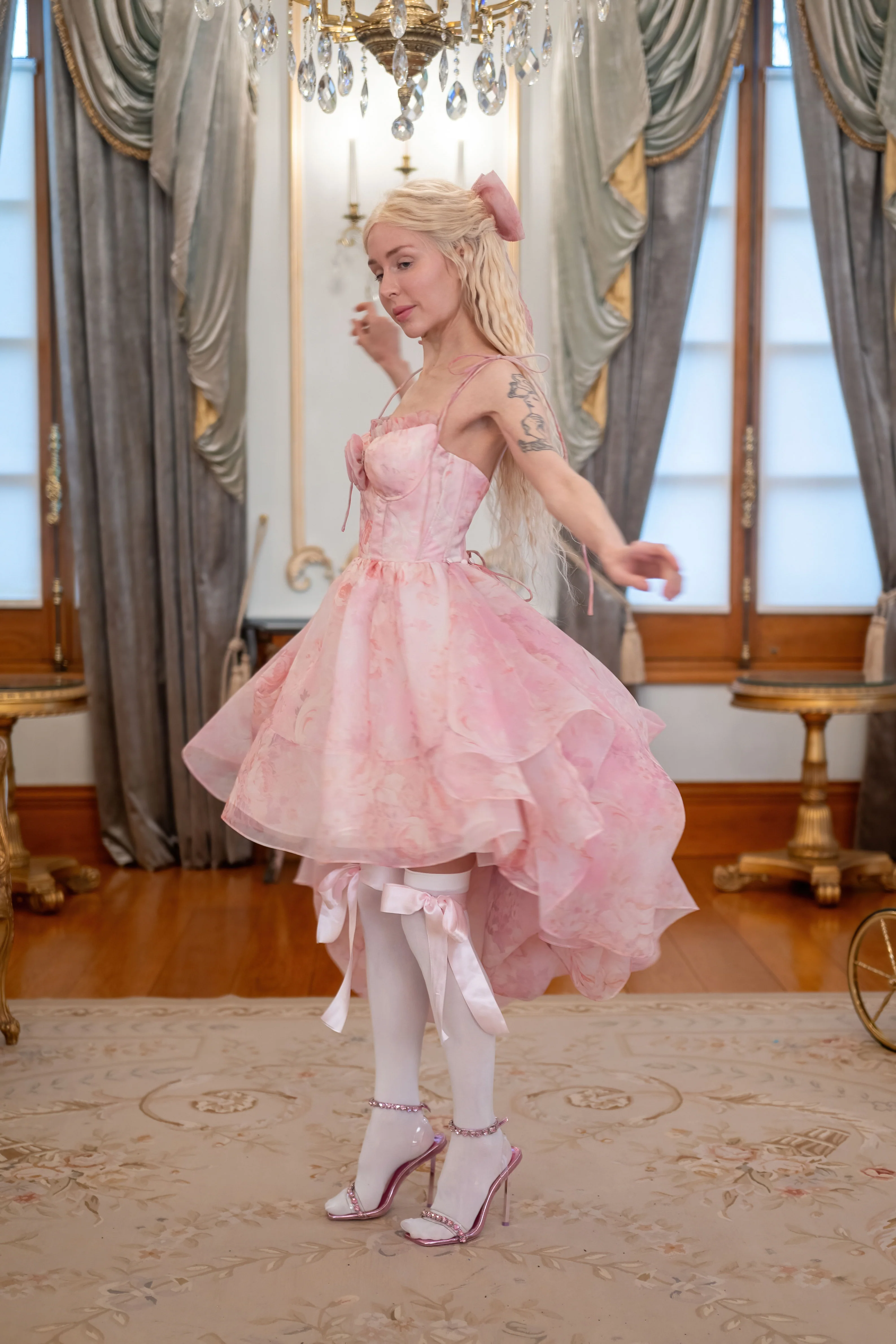 Fantasy Rose Heiress Gown - Image 8