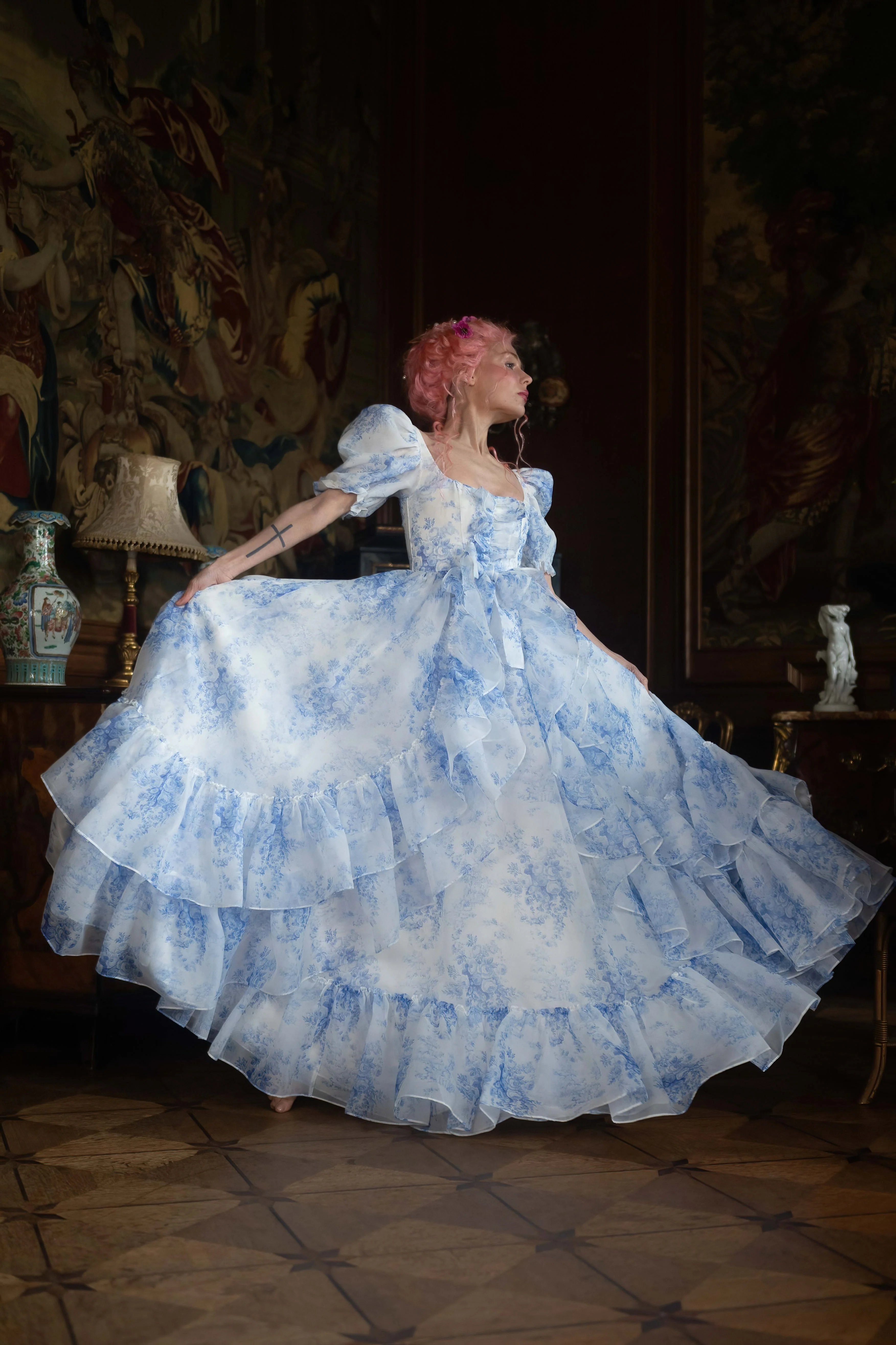 French Porcelain Antoinette Gown - Image 18