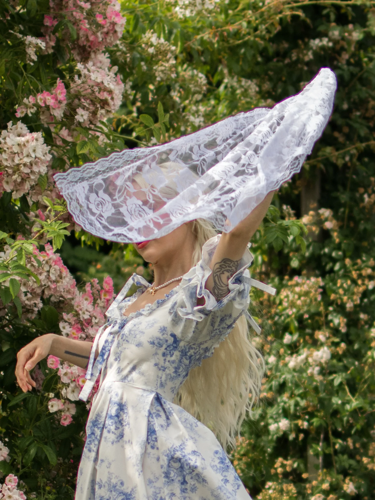 French Porcelain Parlour Games Dress - Image 12