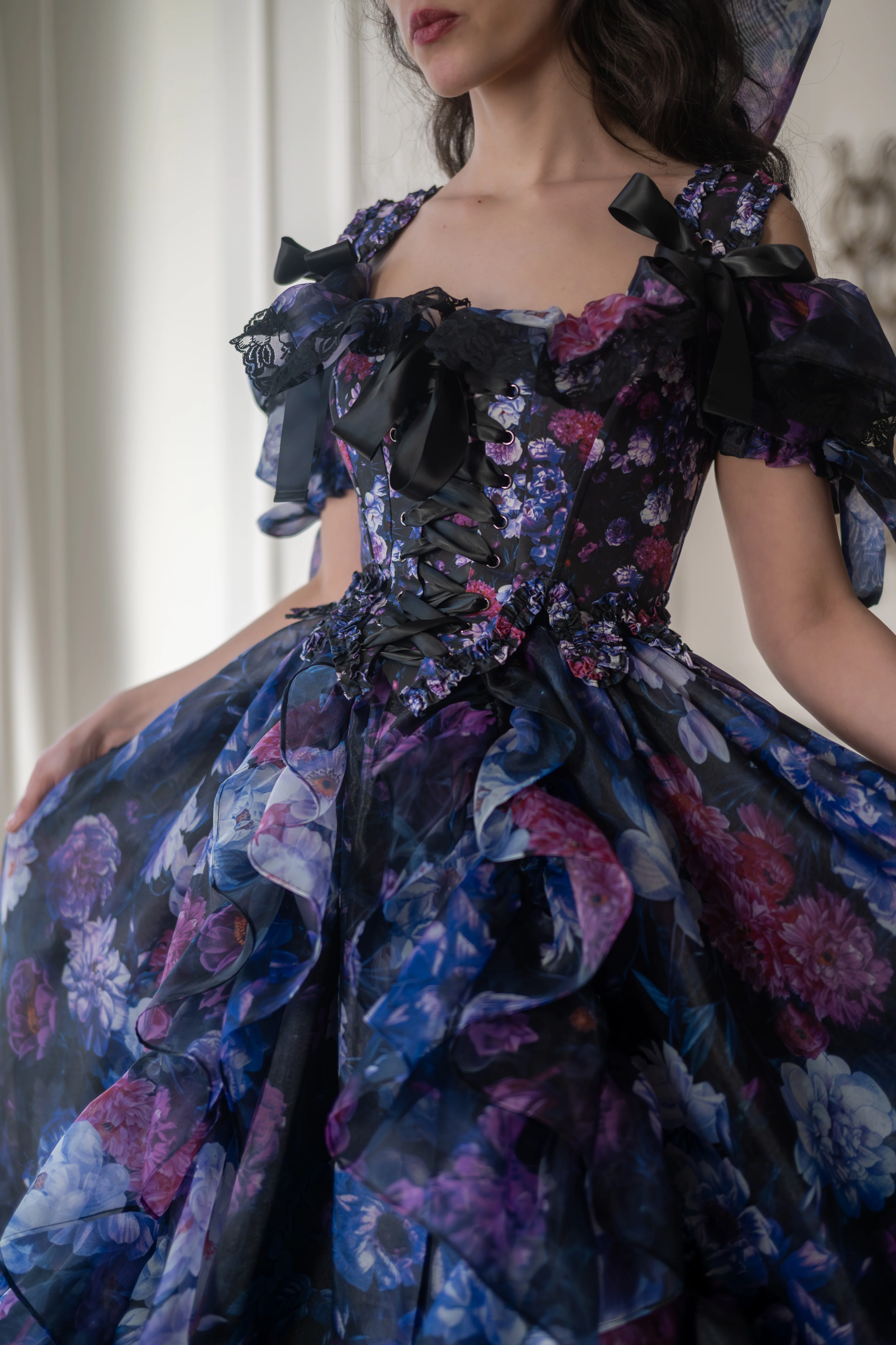 Garland of Hours Chablis Corset - Image 3
