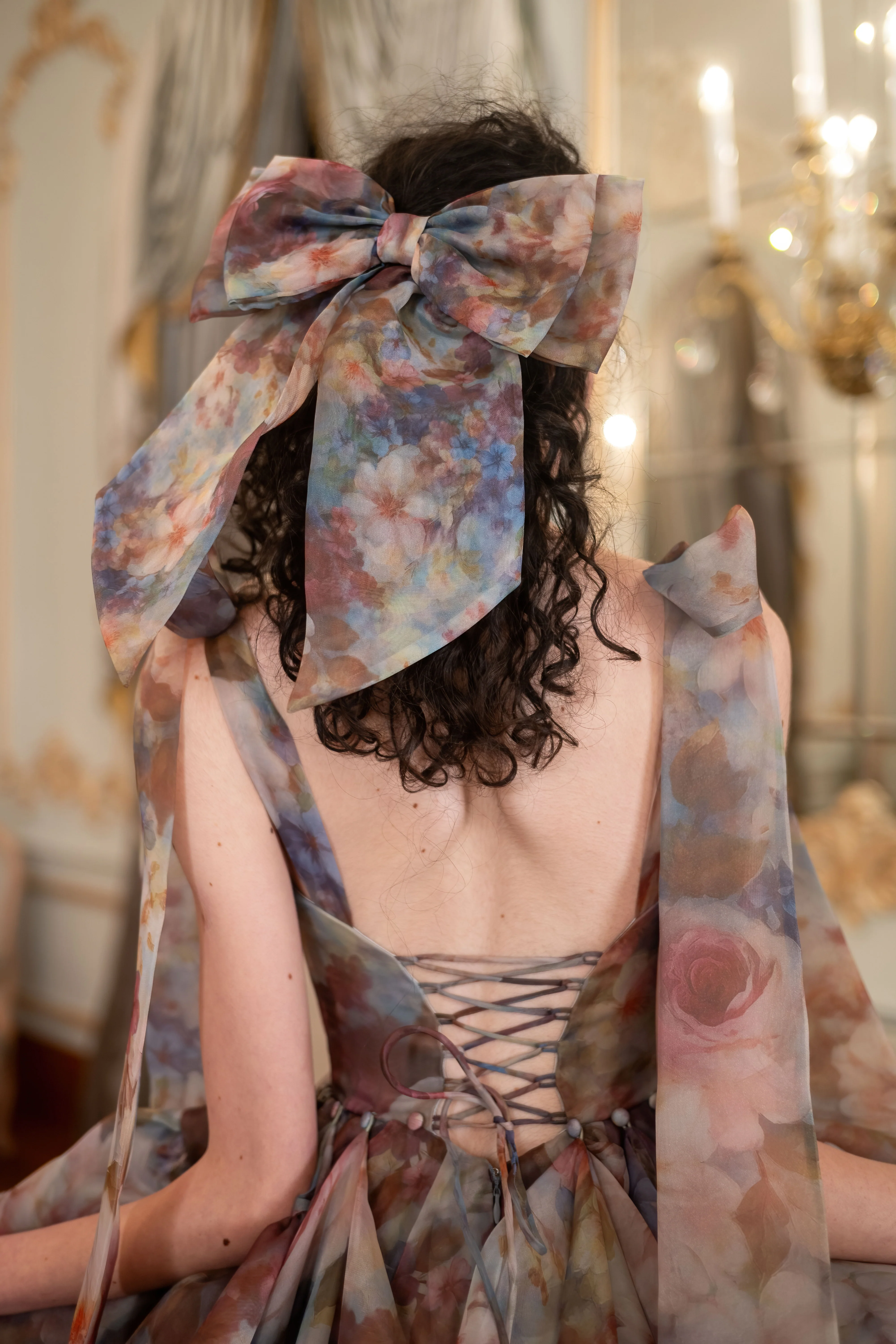 Glass Menagerie Winged Bow - Image 3