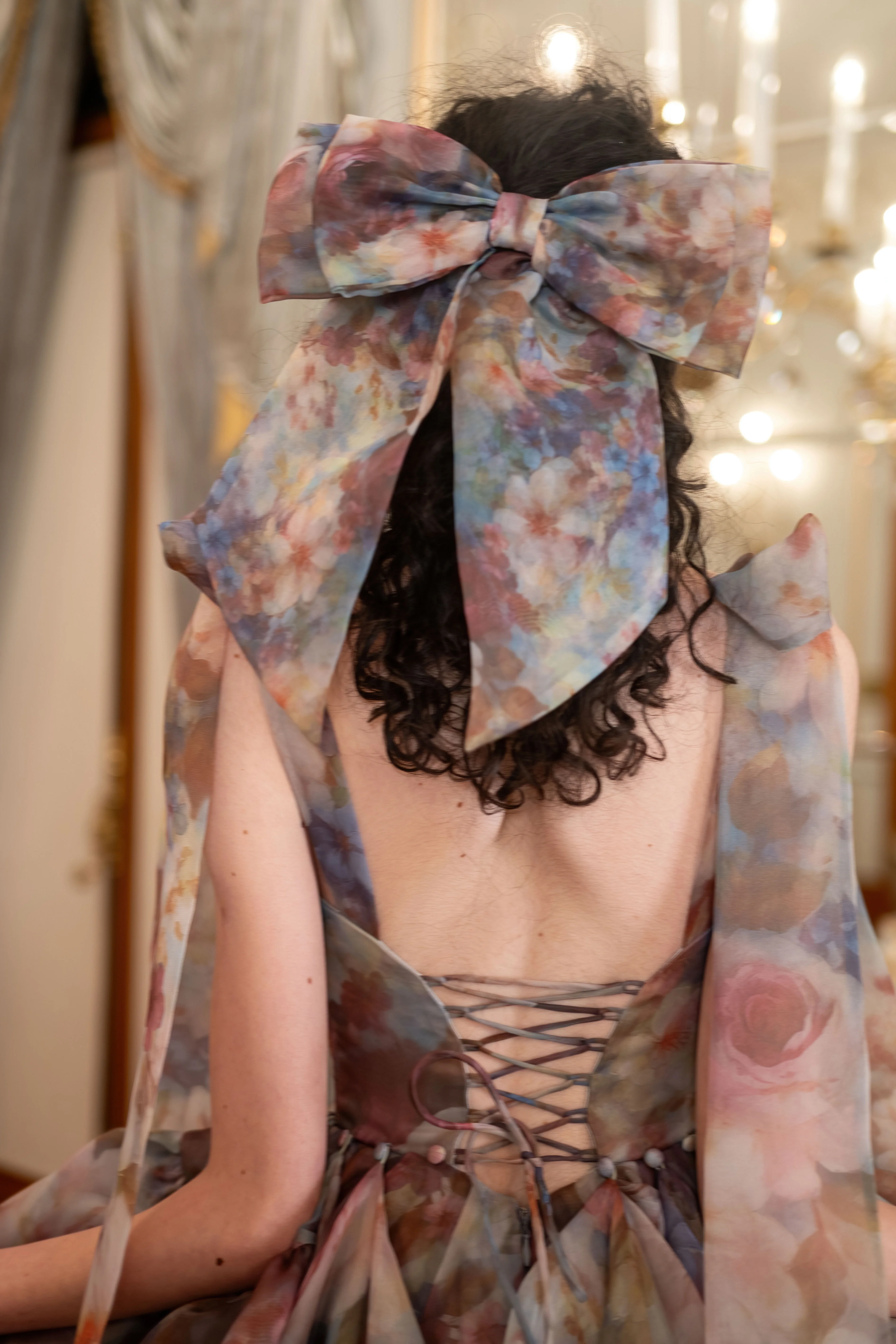 Glass Menagerie Winged Bow - Image 6