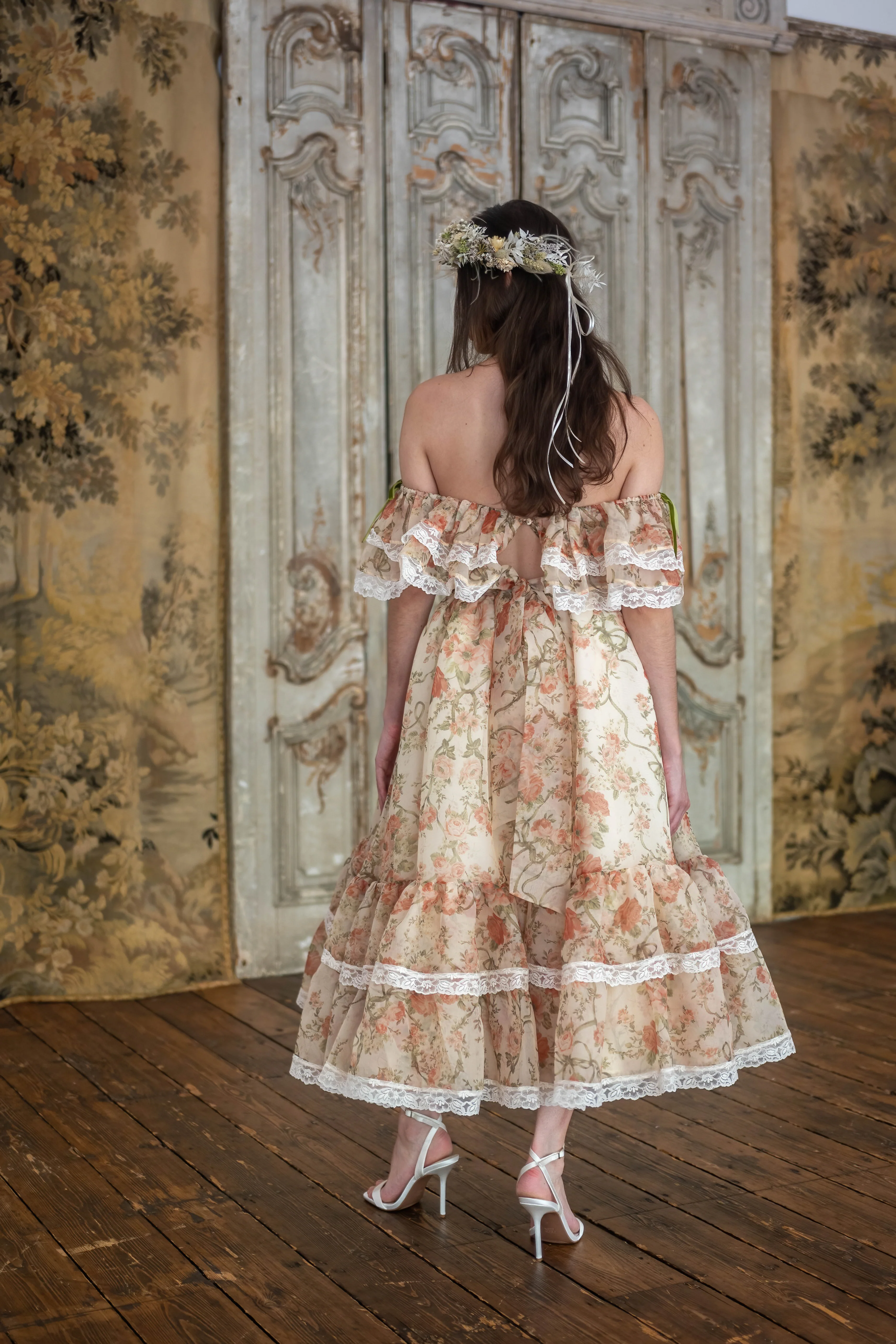 Gretna Green Etiquette Dress - Image 12