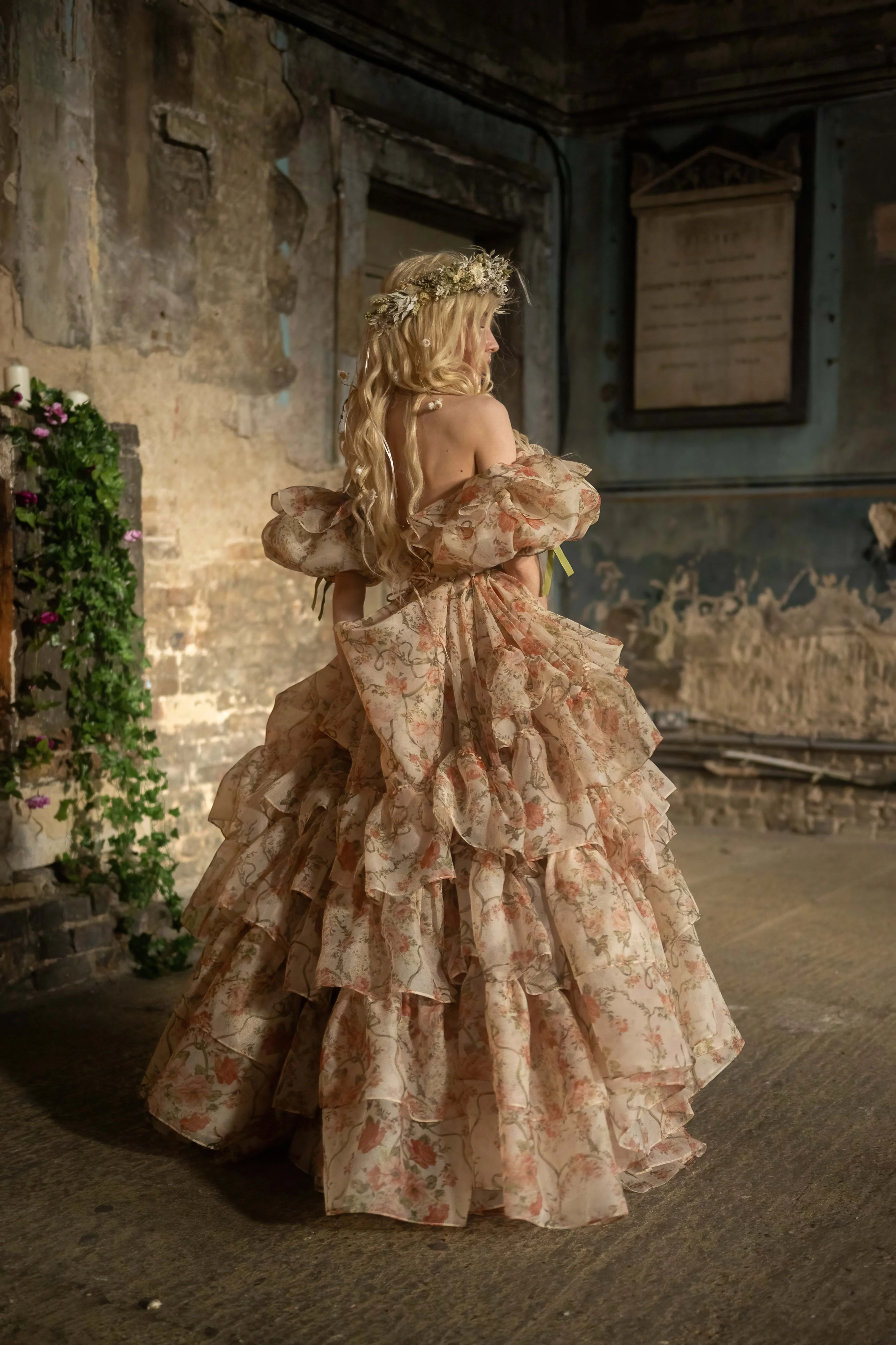 Gretna Green Ingénue Gown - Image 10