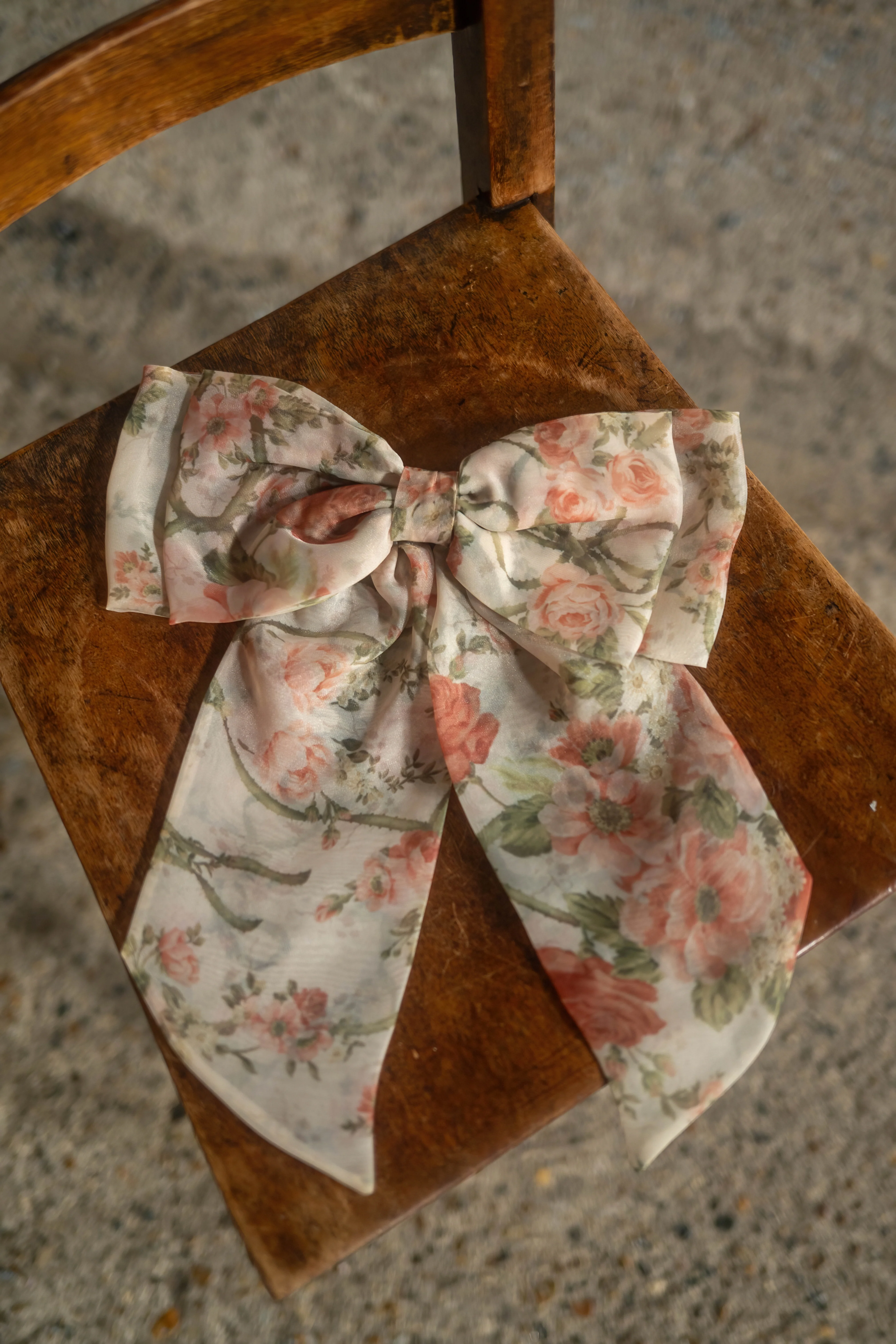 Gretna Green Winged Hairbow - Image 2