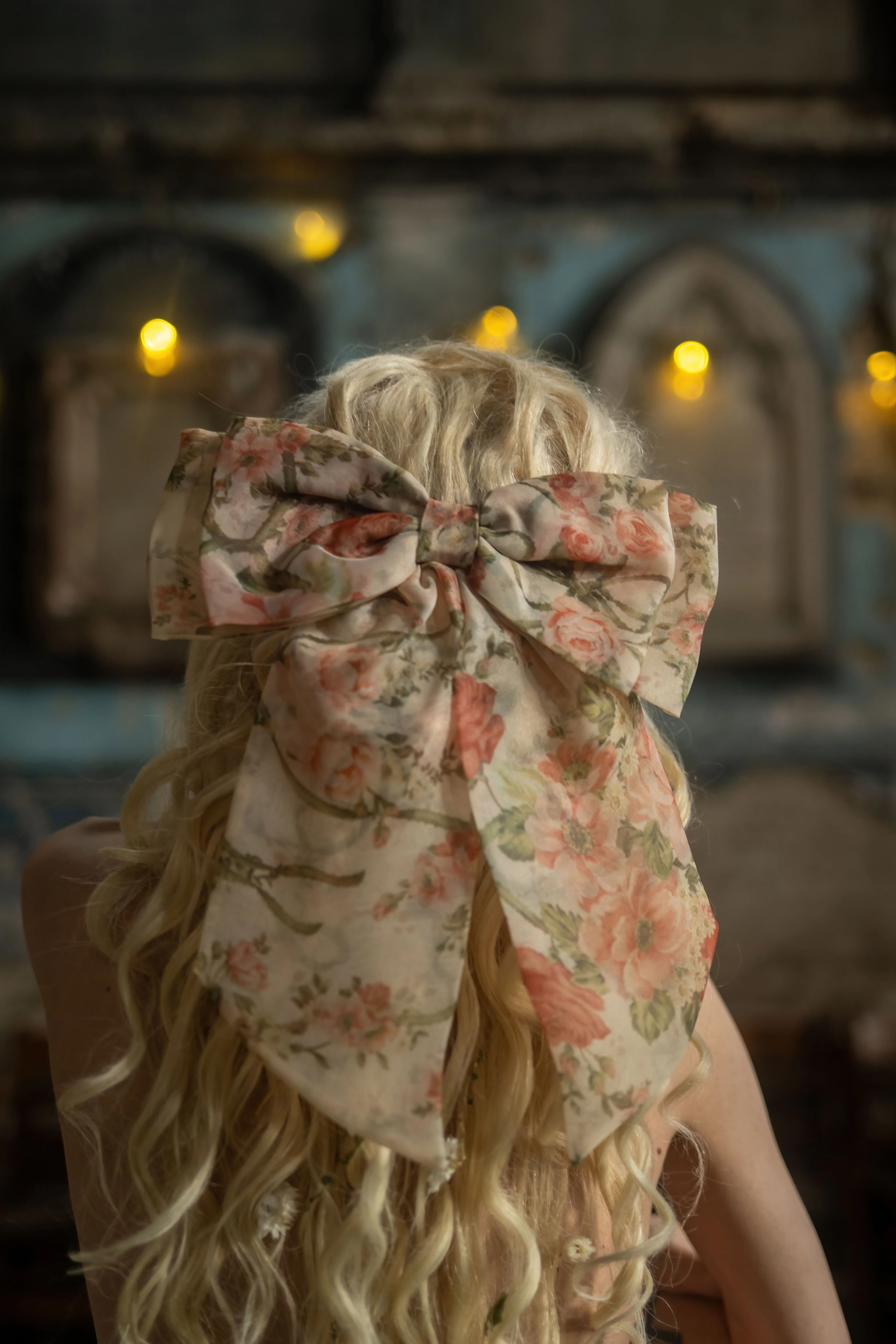 Gretna Green Winged Hairbow - Image 4