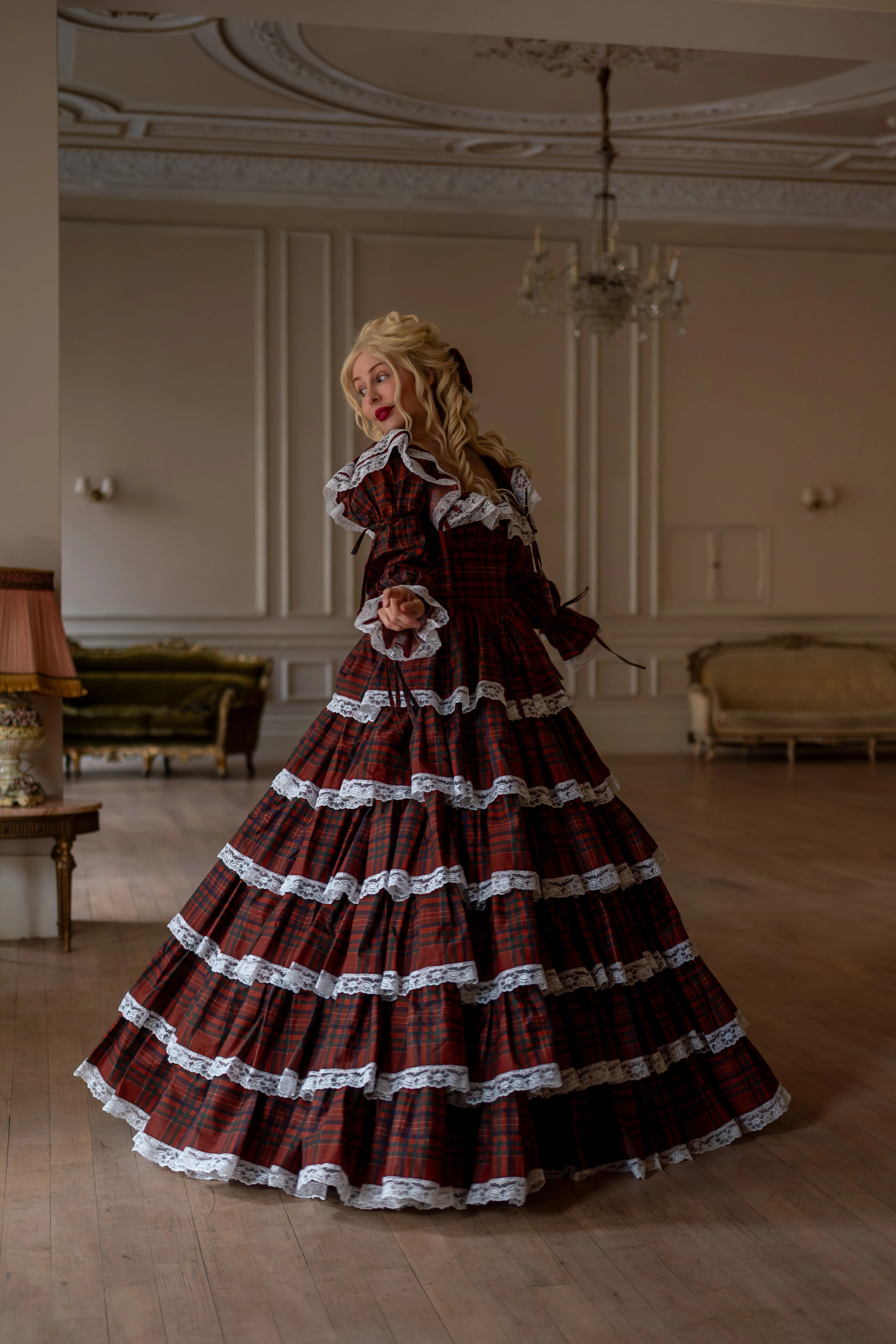 Highland Fling Age of Innocence Gown - Image 2