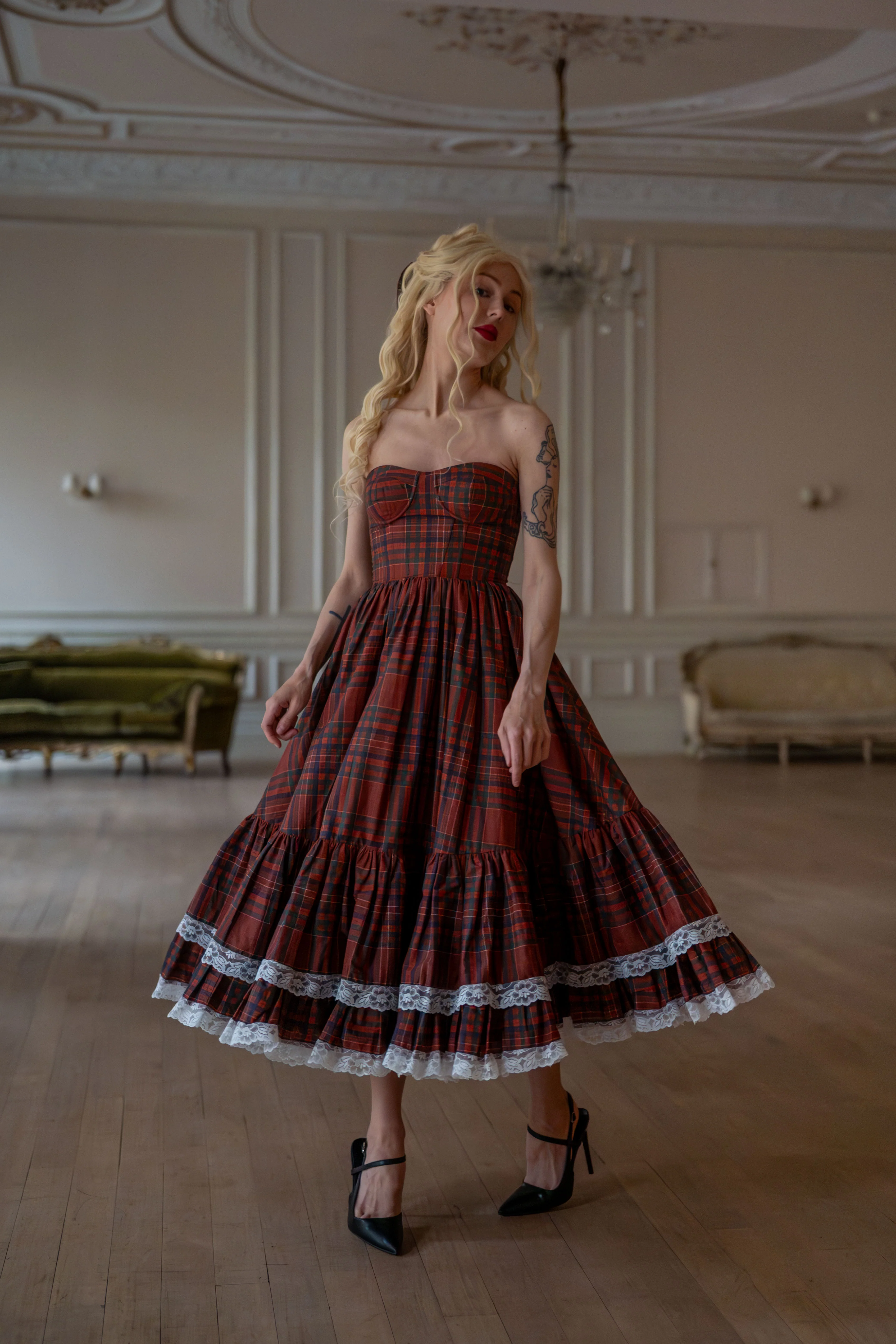 Highland Fling Dollhouse Dress - Image 15