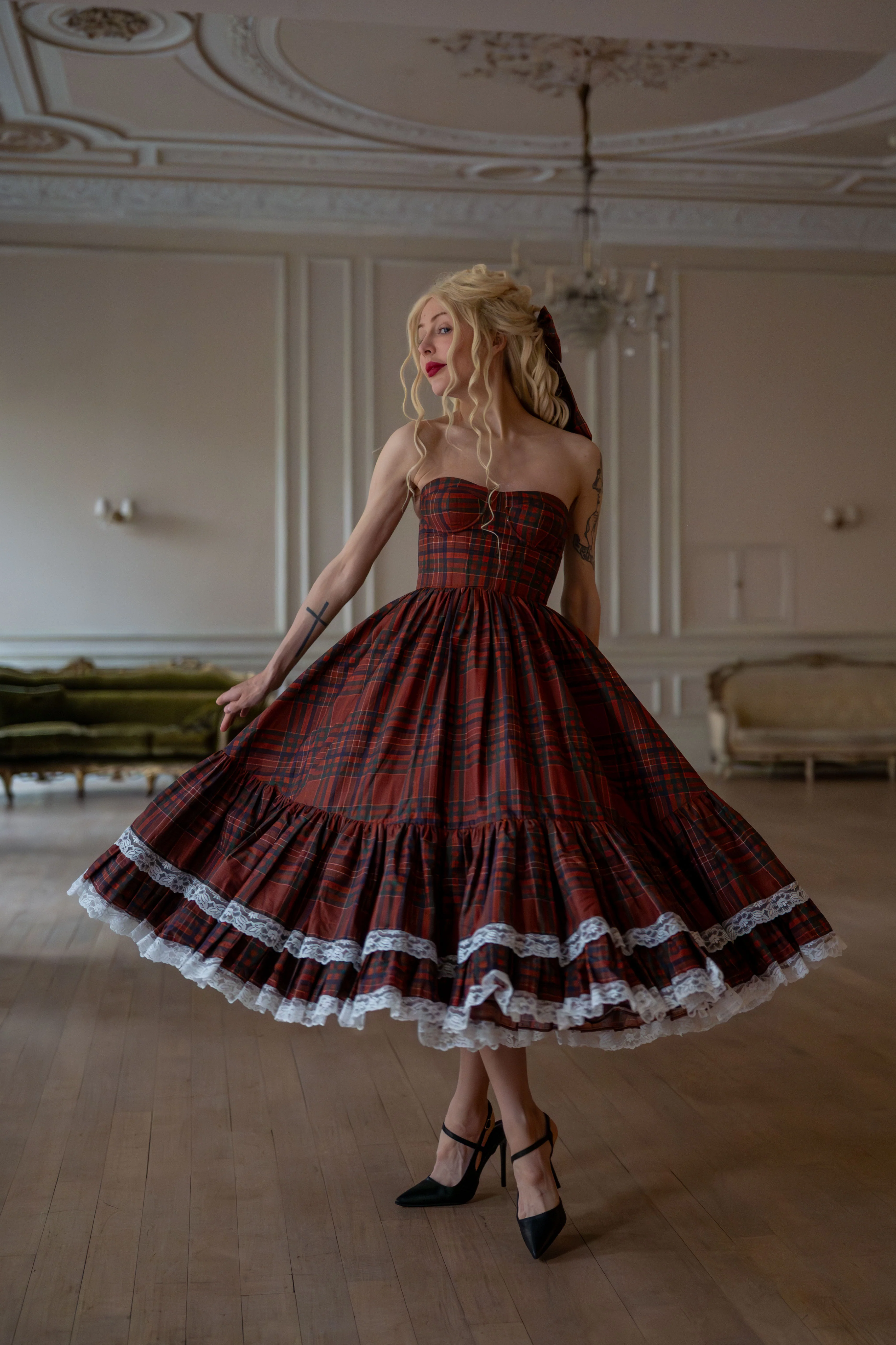 Highland Fling Dollhouse Dress - Image 9