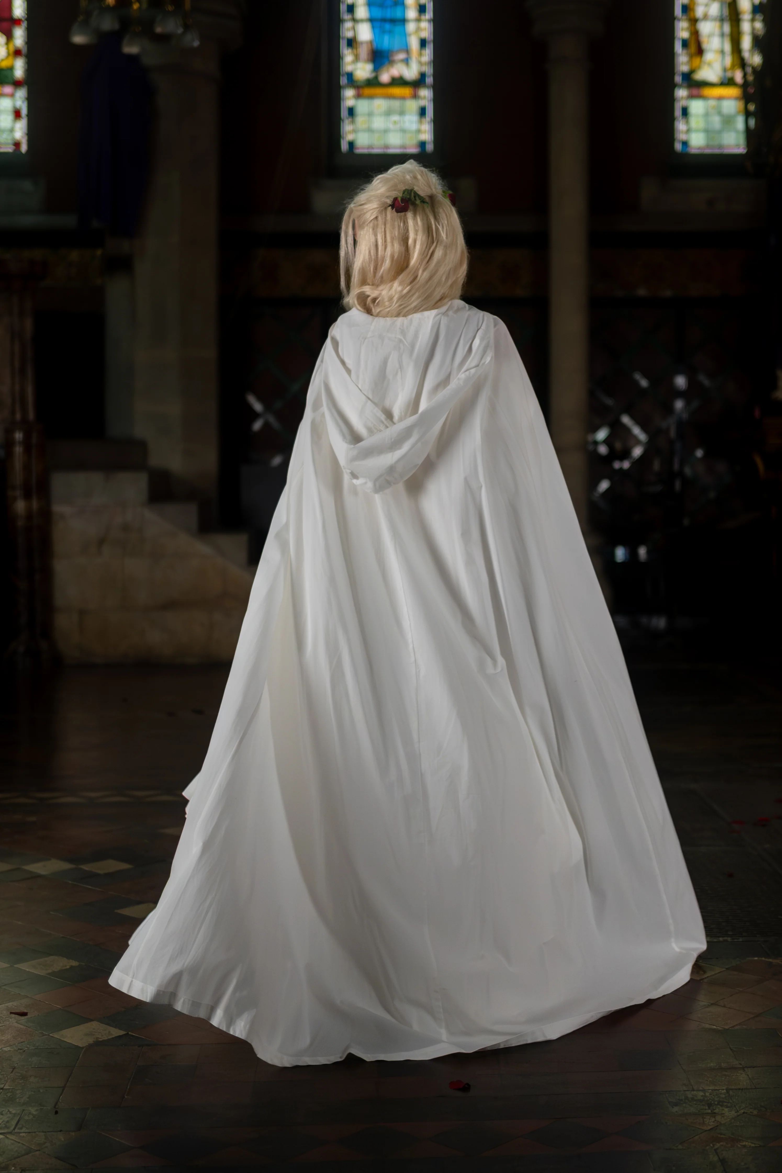 Ivory Sacrament Cape - Image 5