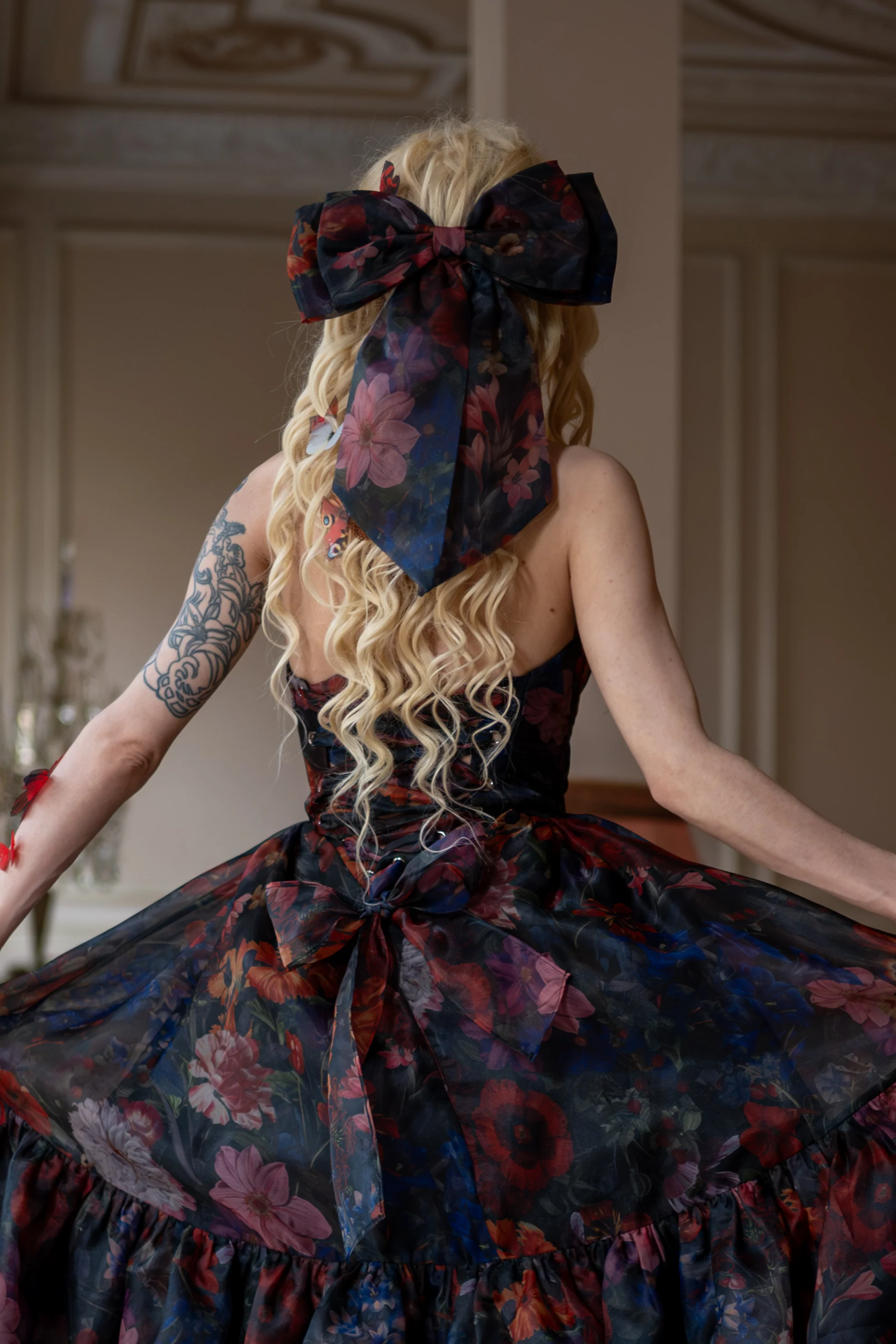 Jardin d’Ébène Winged Hairbow - Image 2