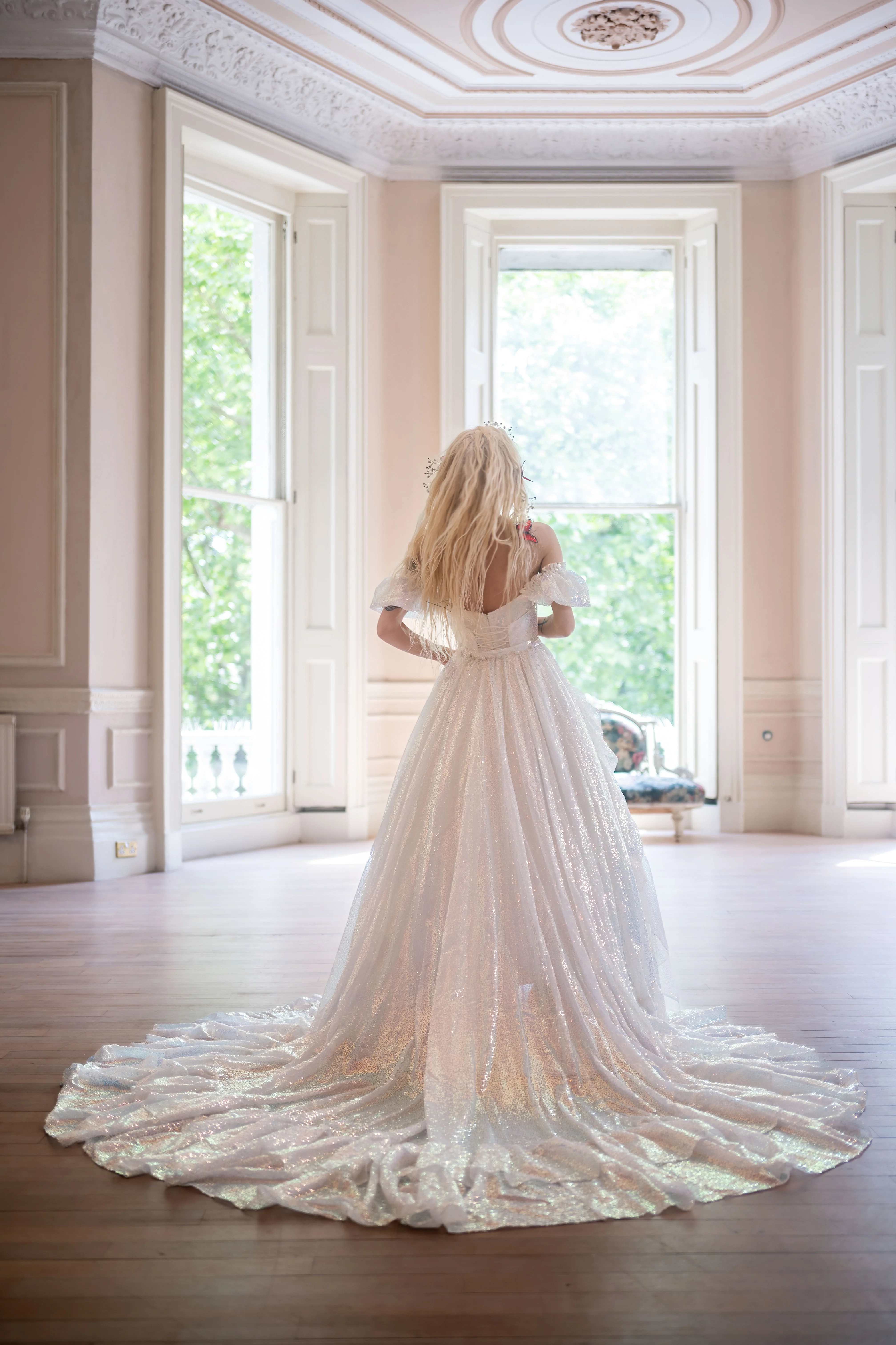 Lady of Lórien Valois Train - Image 16