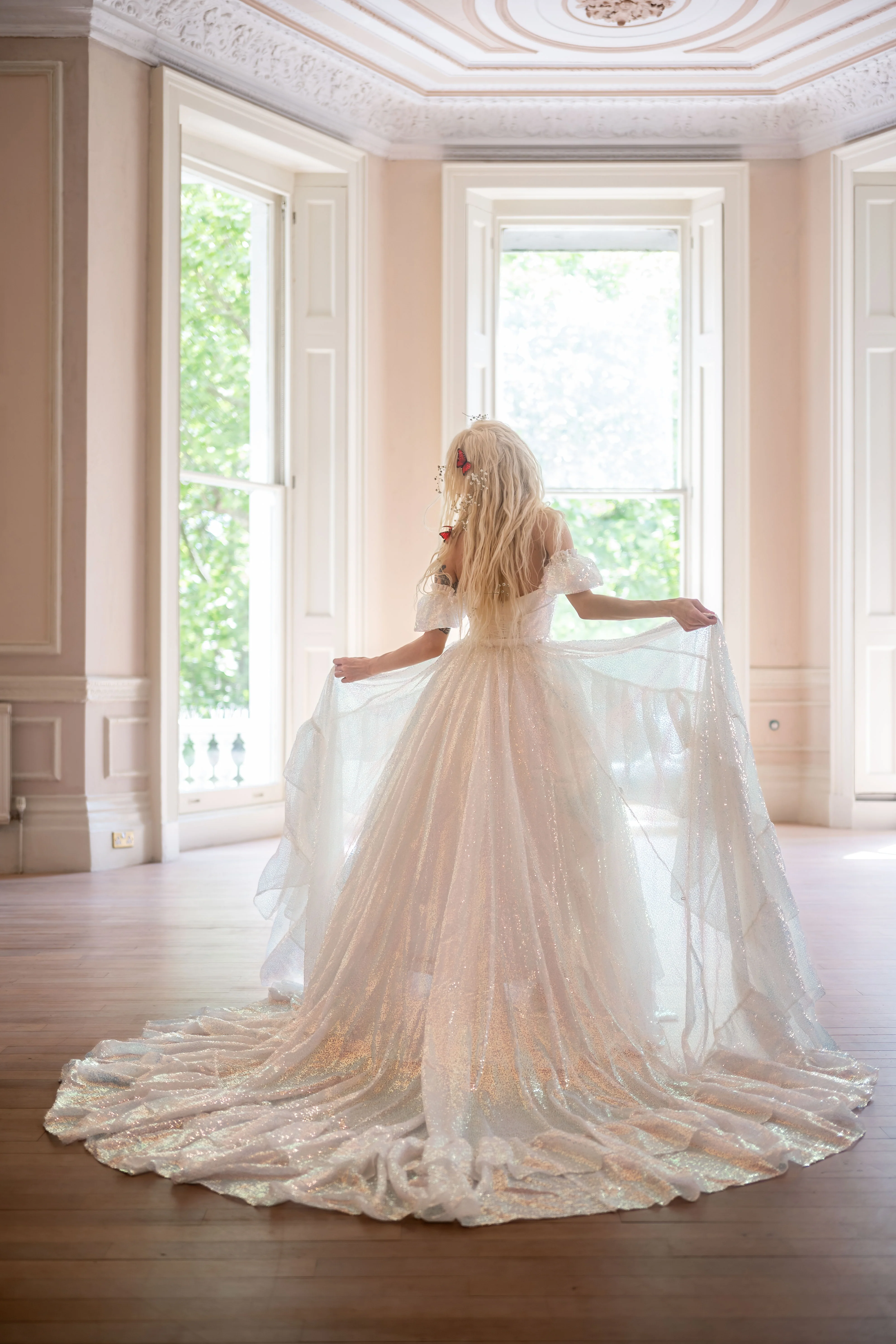 Lady of Lórien Valois Train - Image 25