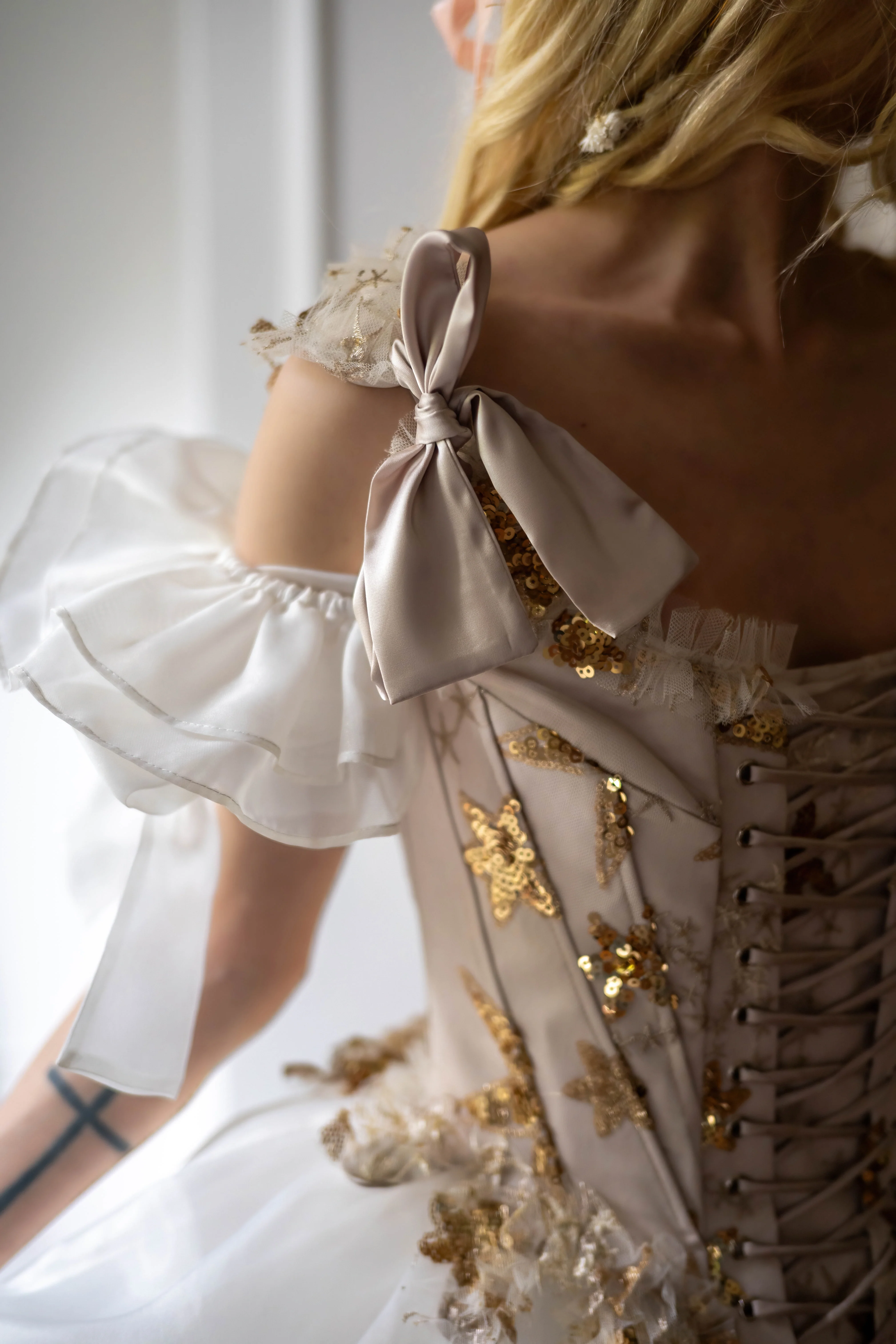 Midas Touch Pompadour Corset - Image 10