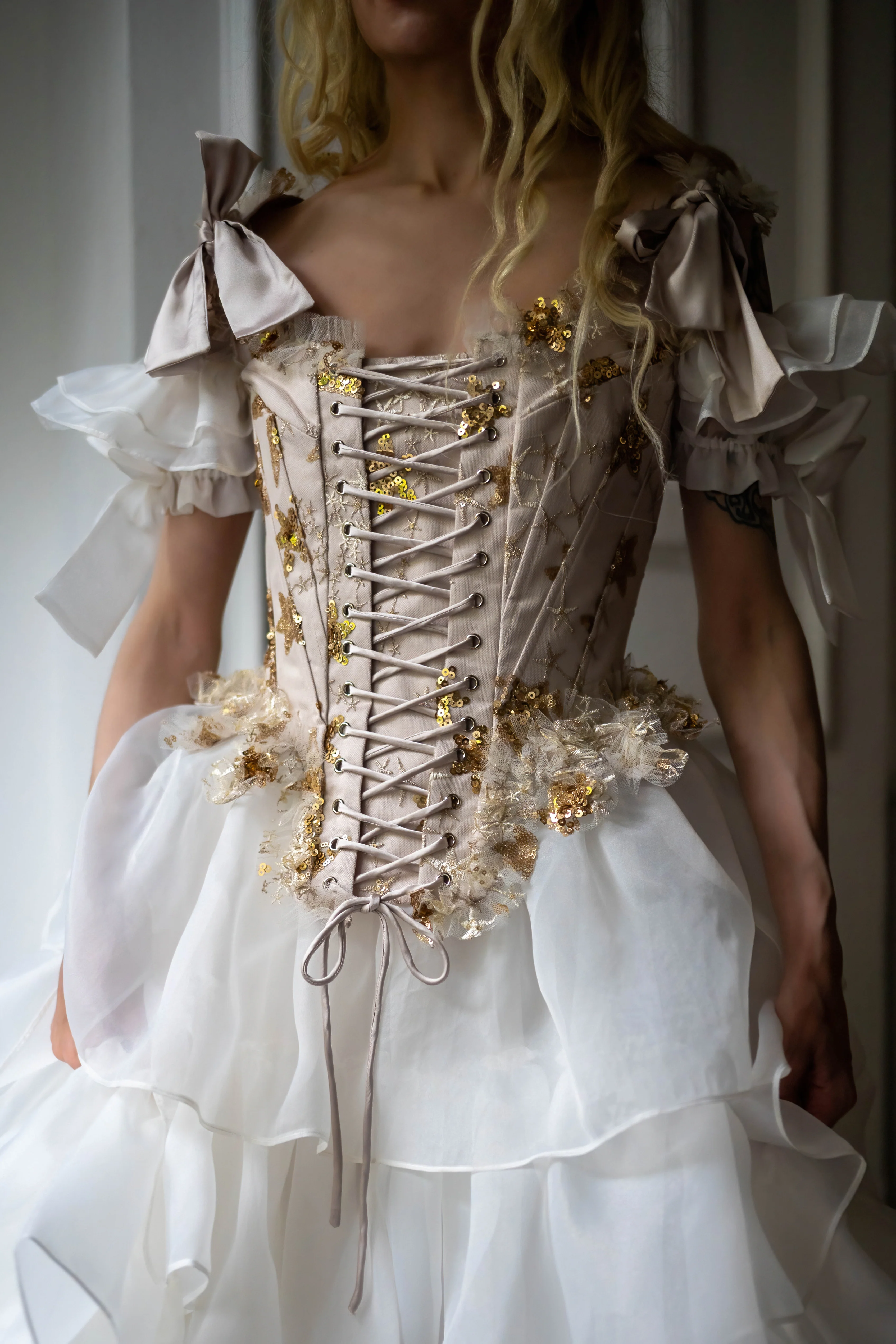 Midas Touch Pompadour Corset - Image 11