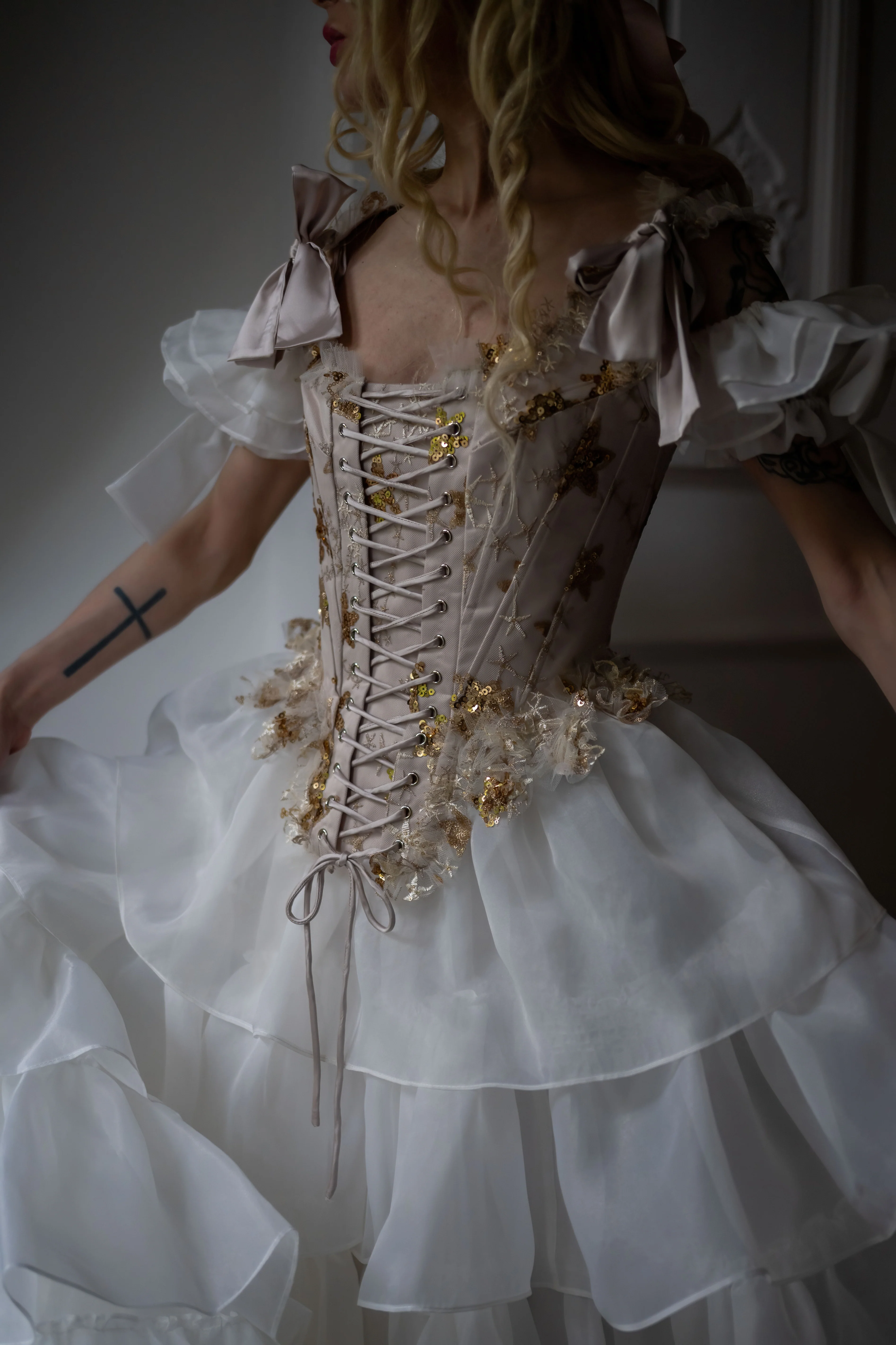 Midas Touch Pompadour Corset - Image 22