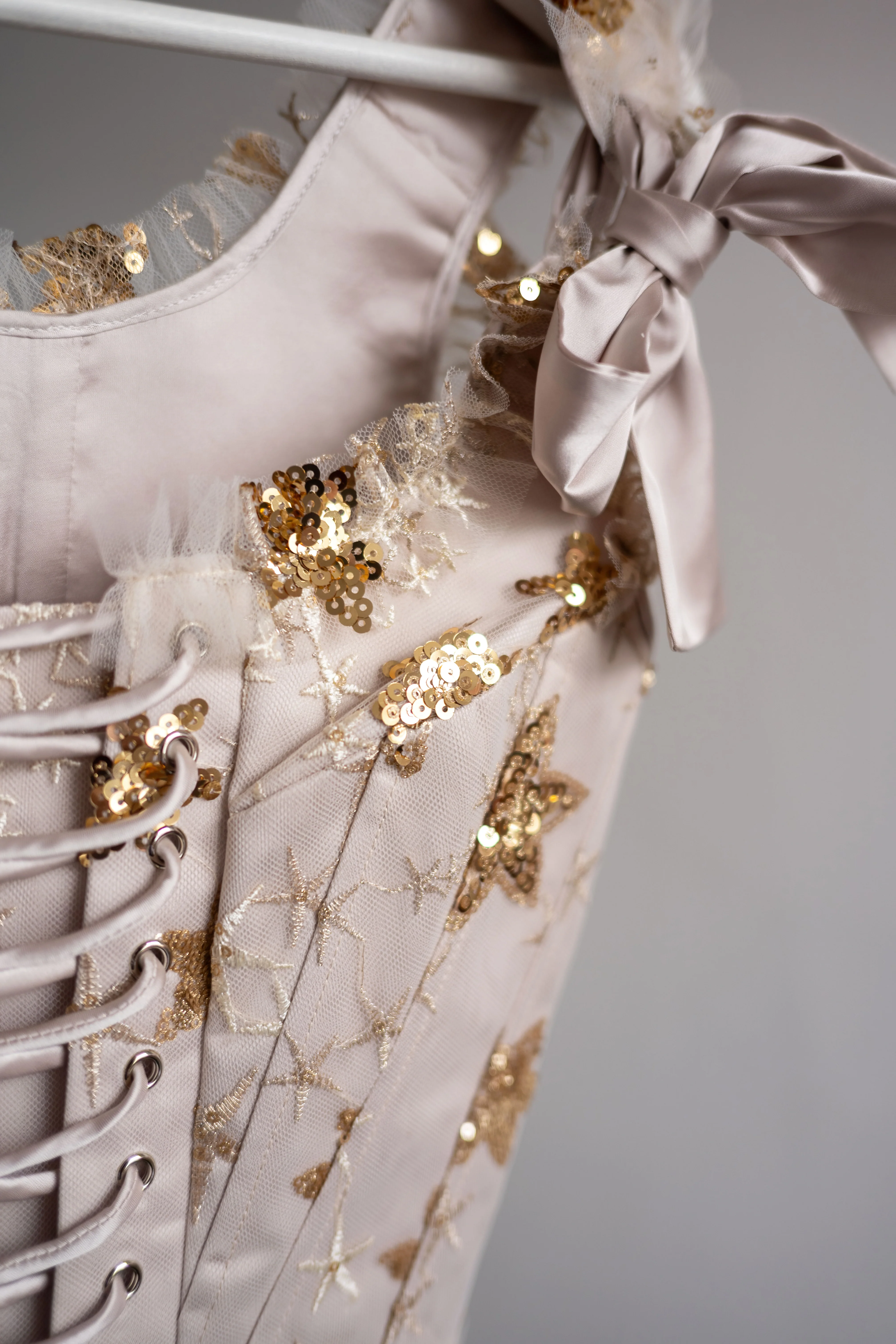 Midas Touch Pompadour Corset - Image 9